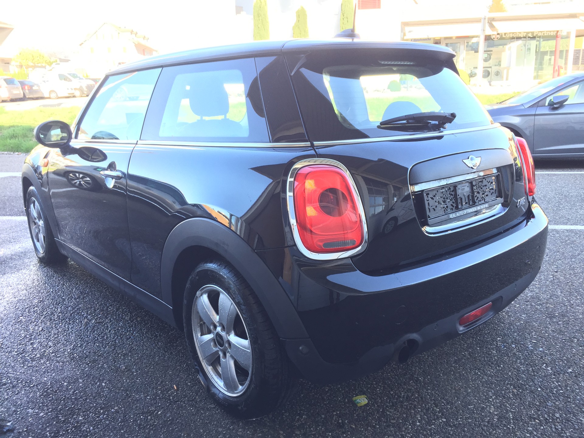MINI Mini One First-image-4