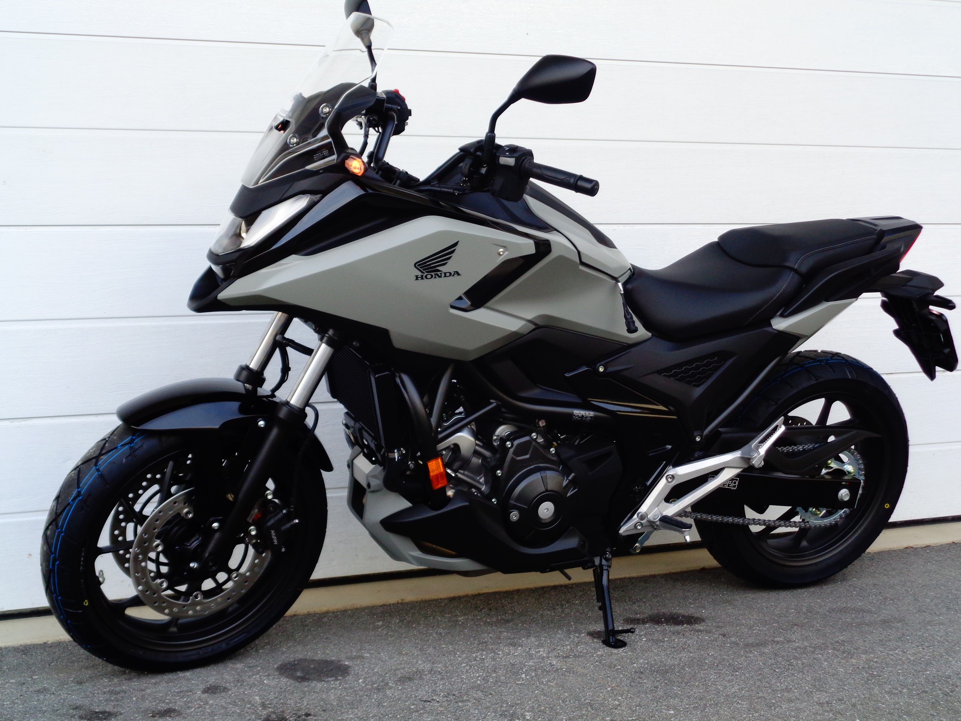 HONDA NC 750 X DCT-showroom-element-2