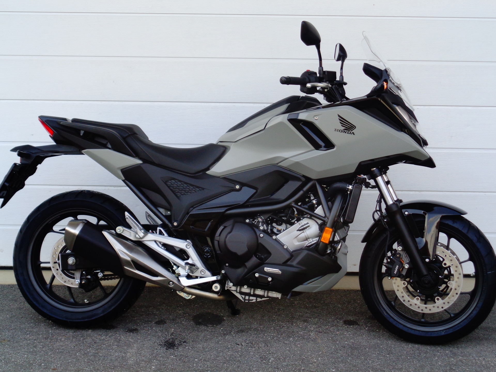 HONDA NC 750 X DCT-showroom-element-3