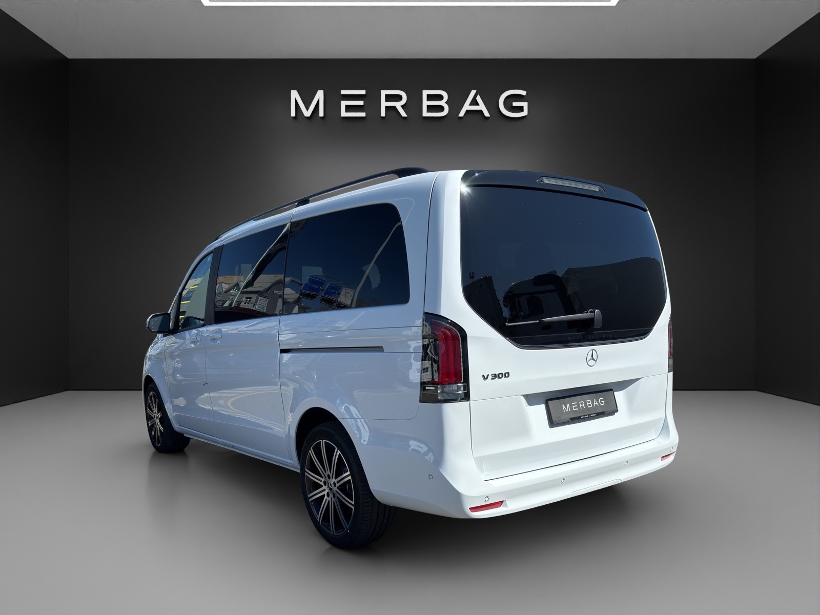 MERCEDES-BENZ V 300 lang Style 9G-Tronic-image-4