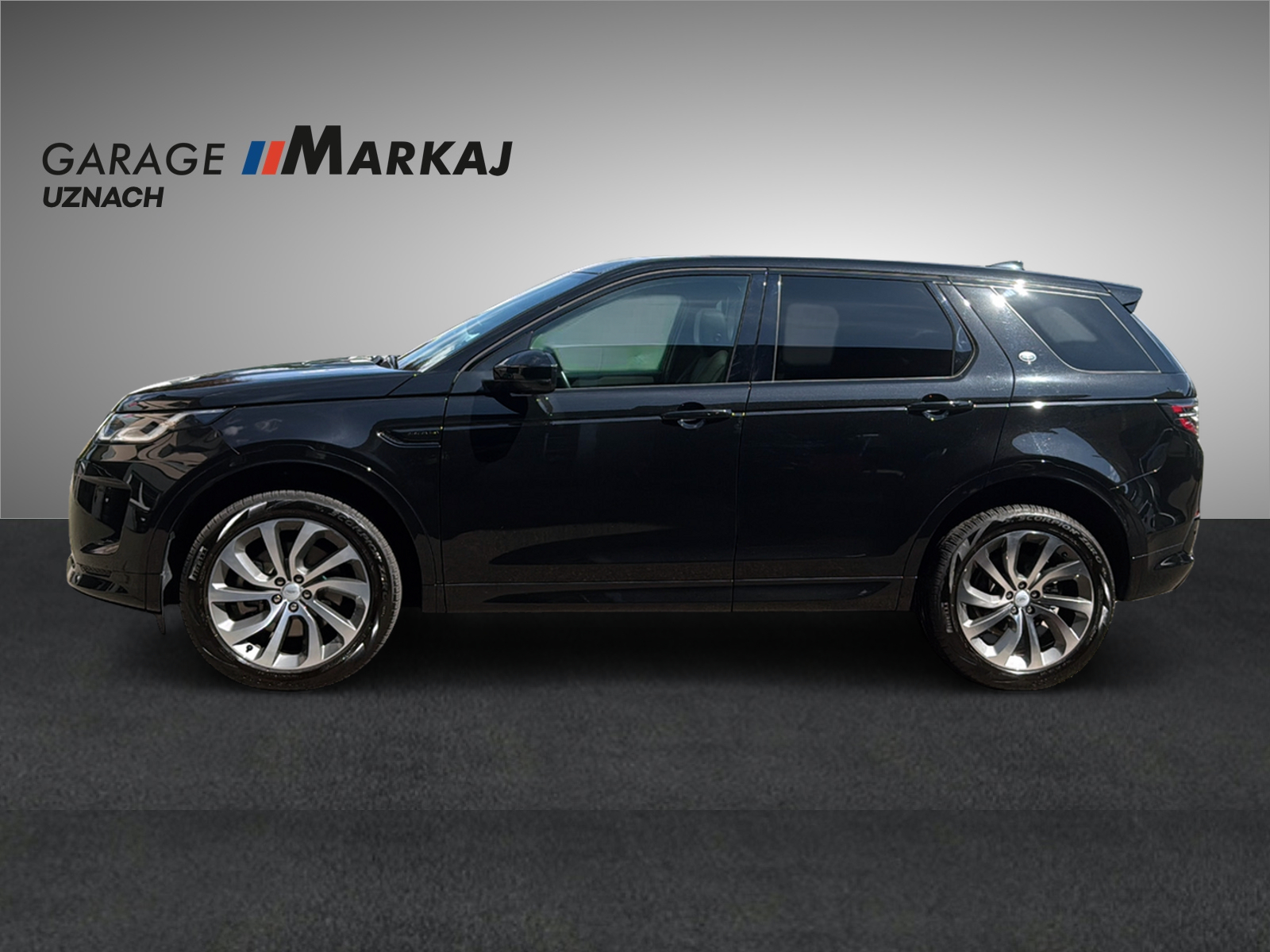 LAND ROVER Discovery Sport D200 2.0D TD4 MHEV HSE AT9-image-1