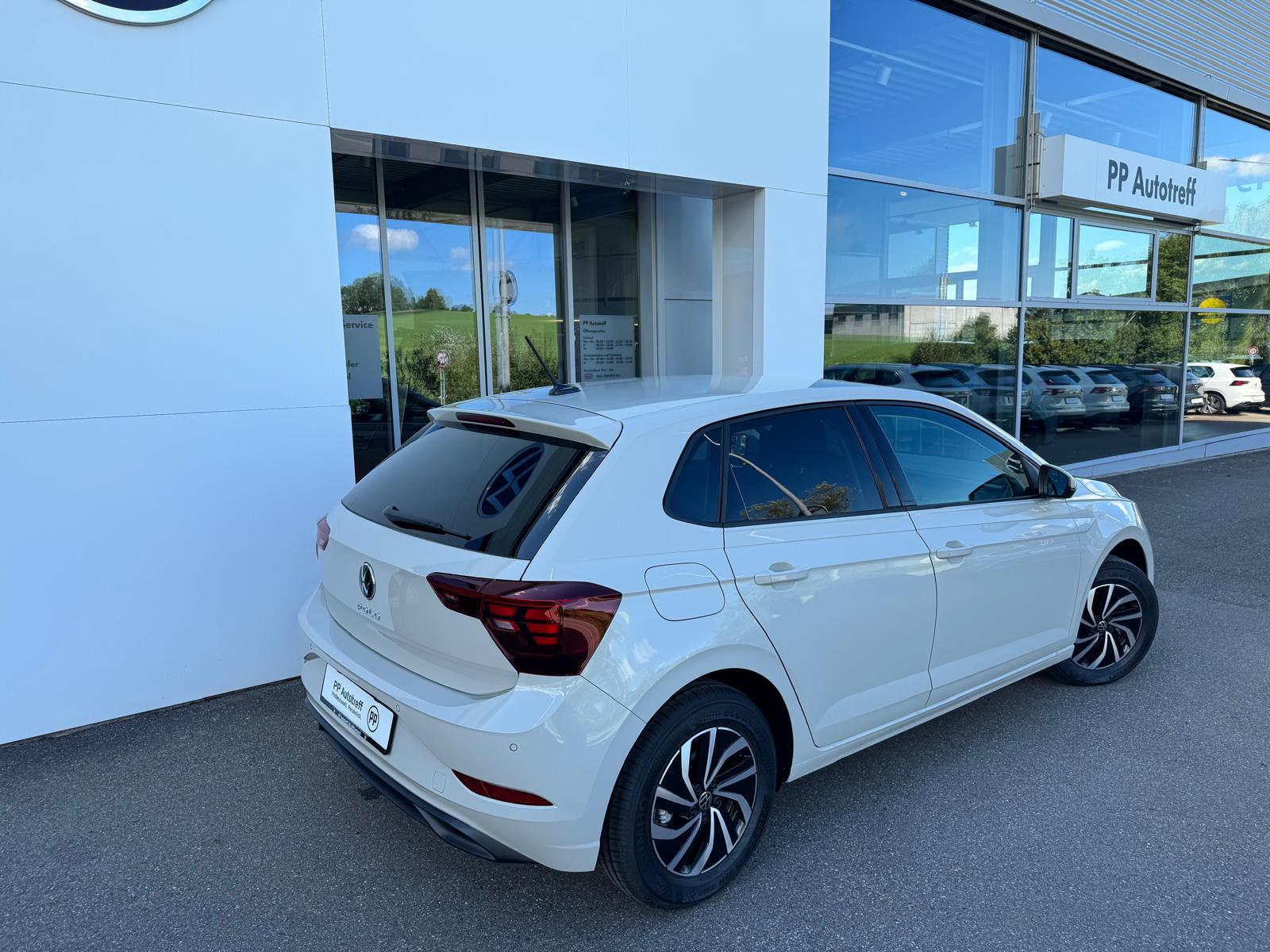 VW Polo 1.0 TSI Life DSG-image-3