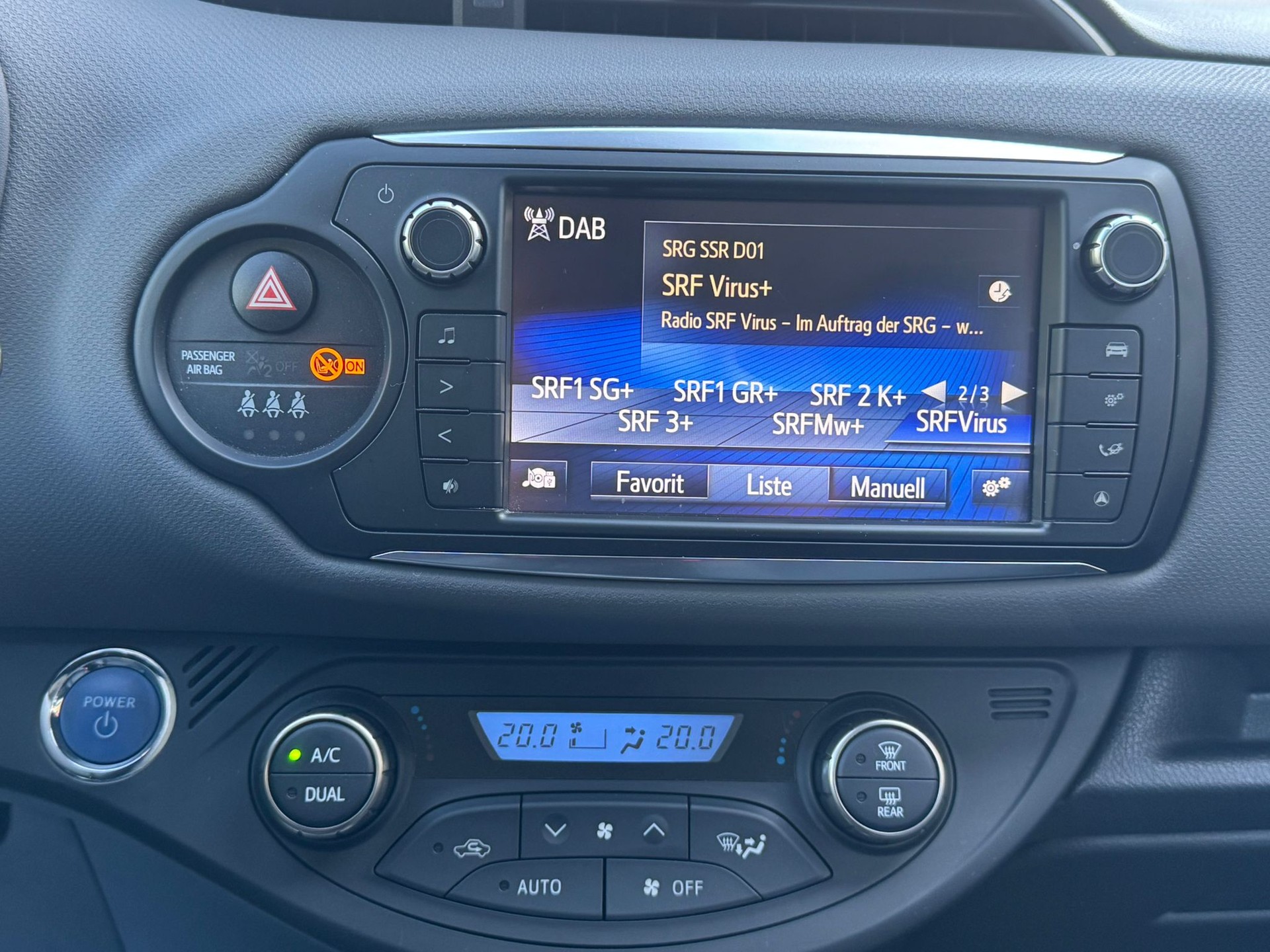 TOYOTA Yaris 1.5 VVT-i Hybrid Sol Premium e-CVT-image-7