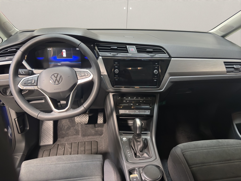 VW Touran 1.5 TSI Comfortline DSG-image-8