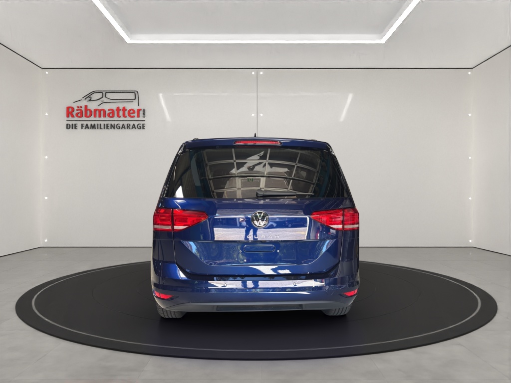 VW Touran 1.5 TSI Comfortline DSG-image-4