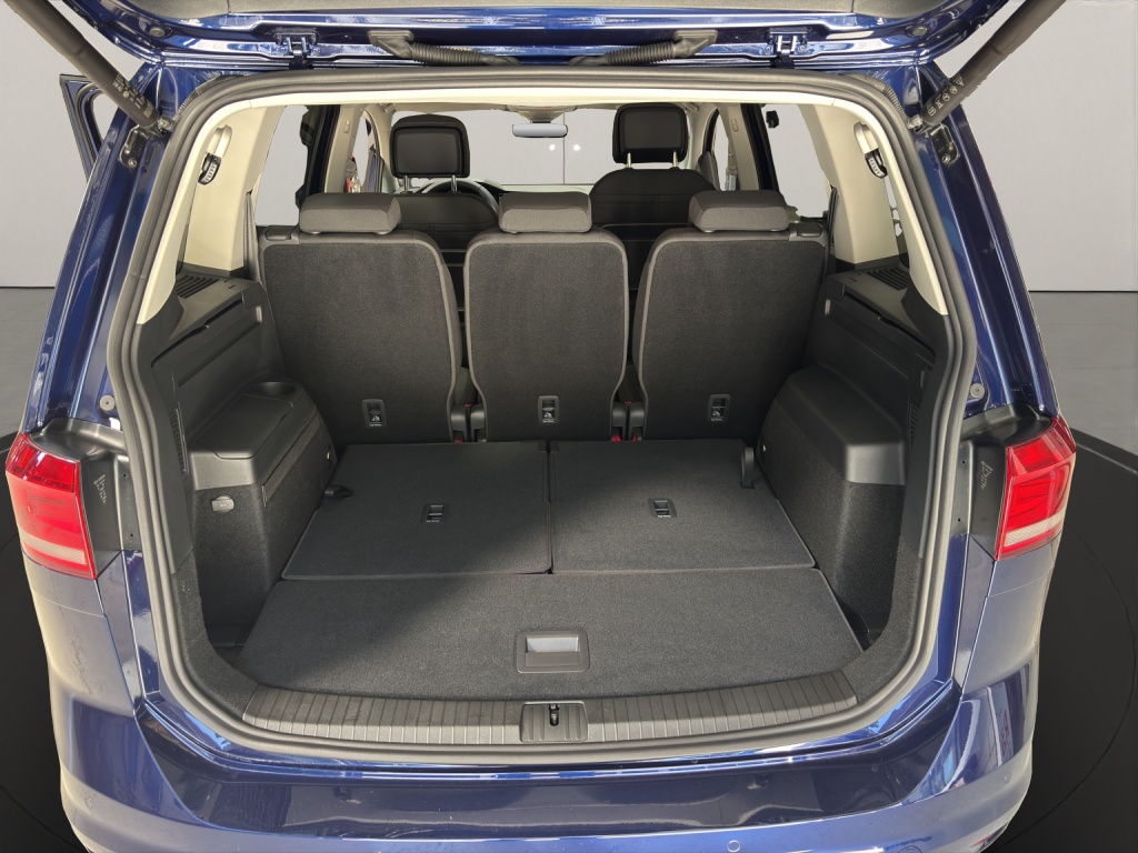 VW Touran 1.5 TSI Comfortline DSG-image-9