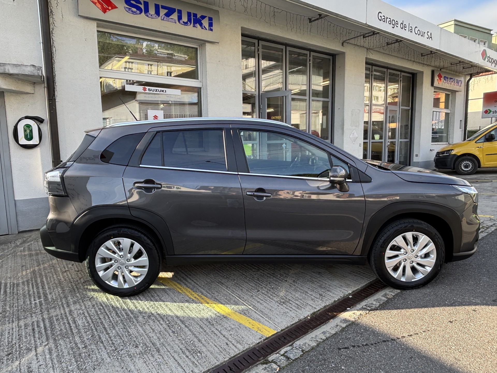 SUZUKI S-Cross 1.4 16V Compact+ MHD 4WD Automatic-showroom-element-1