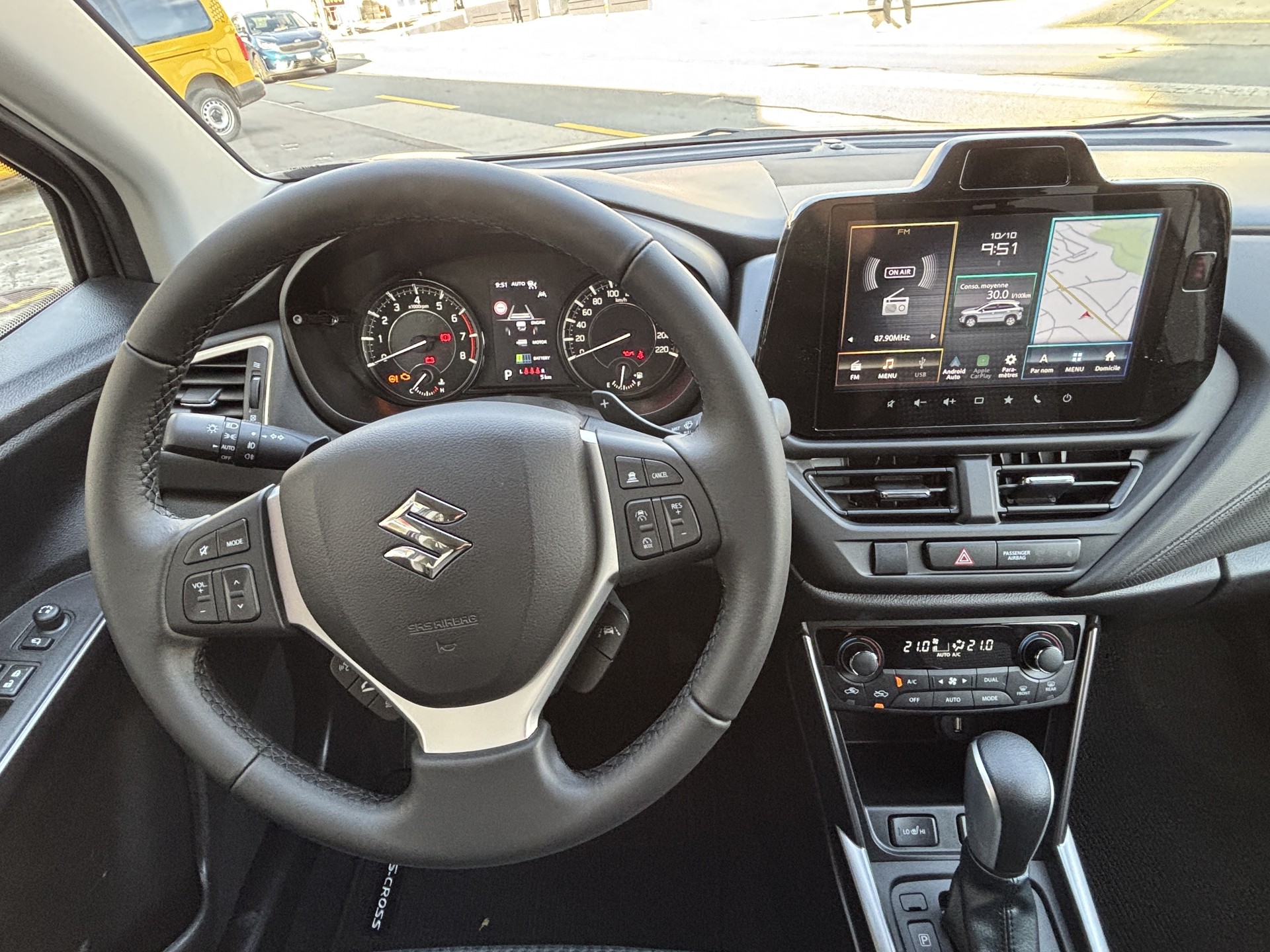 SUZUKI S-Cross 1.4 16V Compact+ MHD 4WD Automatic-image-4