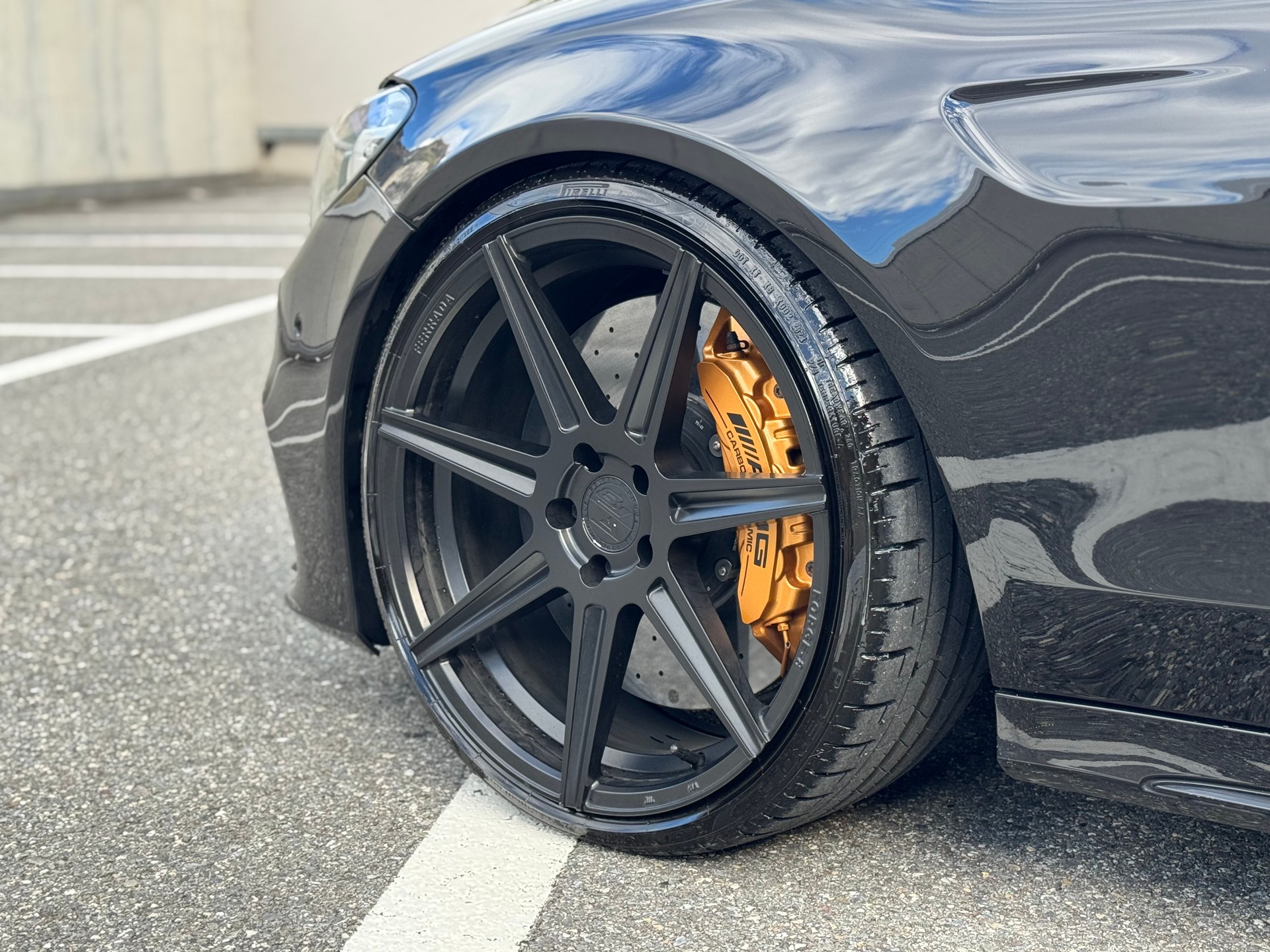 MERCEDES-BENZ C 63 S AMG Yellow Night Edition-image-10