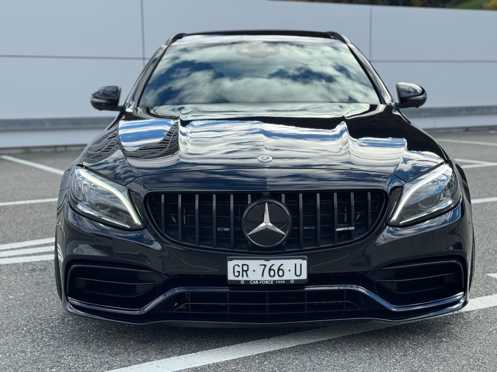 MERCEDES-BENZ C 63 S AMG Yellow Night Edition-image-8