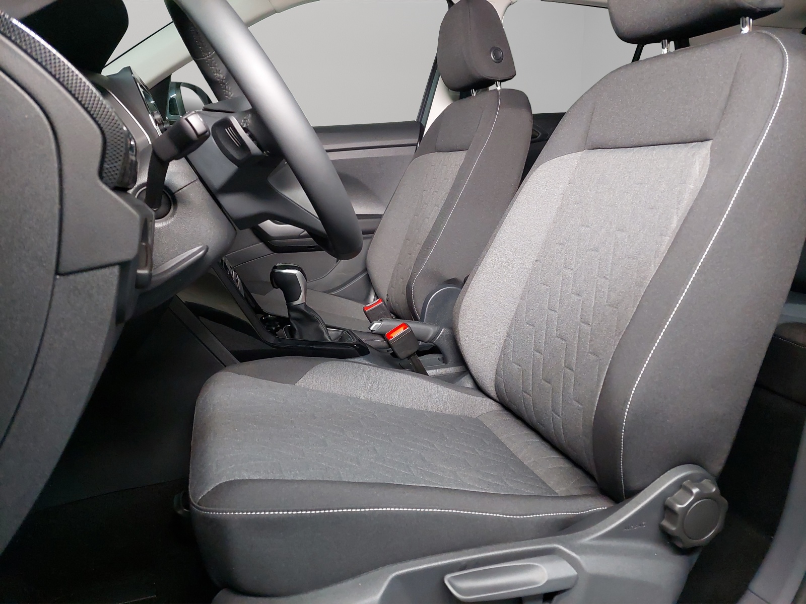 VW VW T-Cross UNITED-image-5