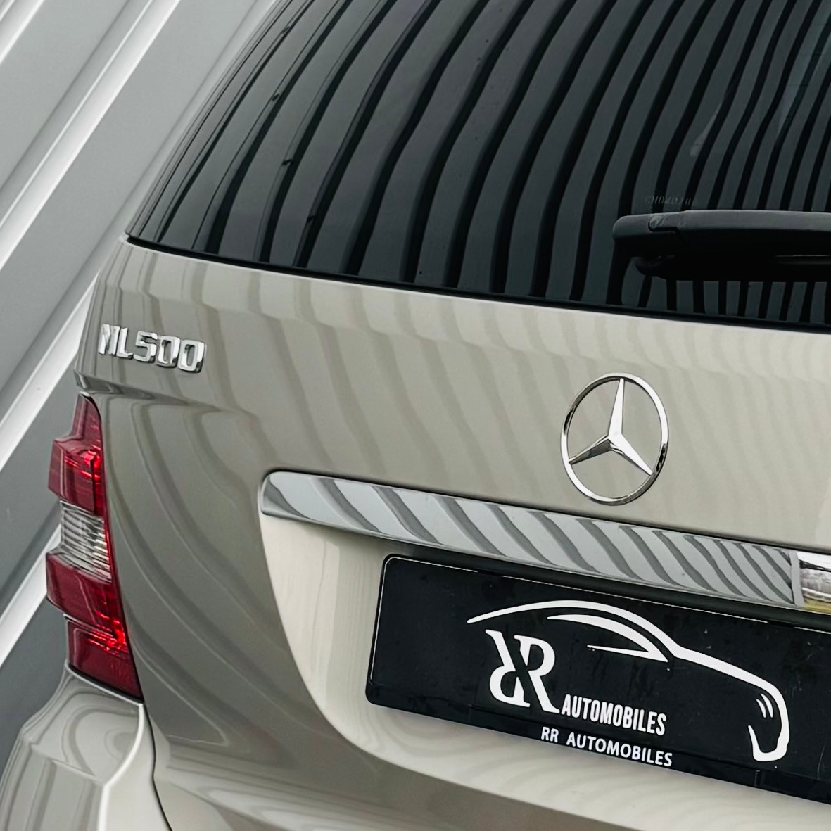 MERCEDES-BENZ ML 500 4Matic 7G-Tronic-image-4