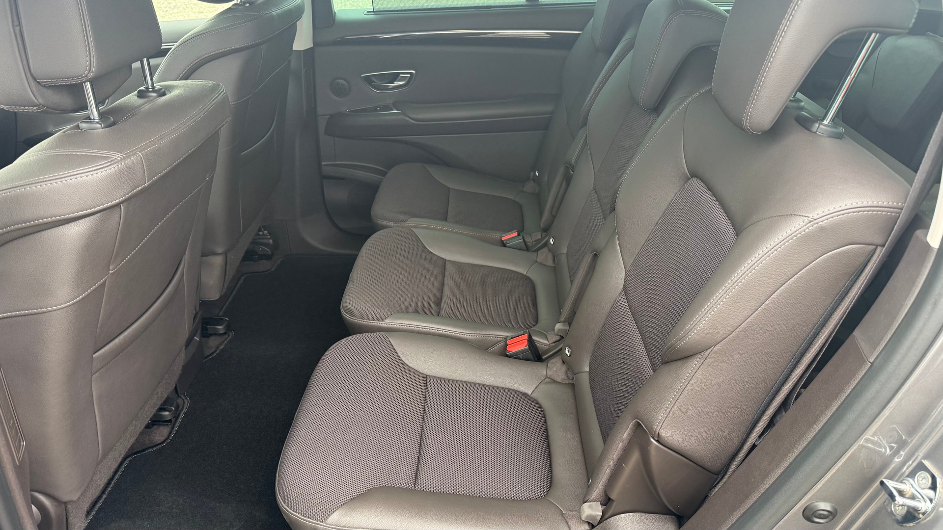 RENAULT Espace 1.6 dCi Intens EDC-image-12