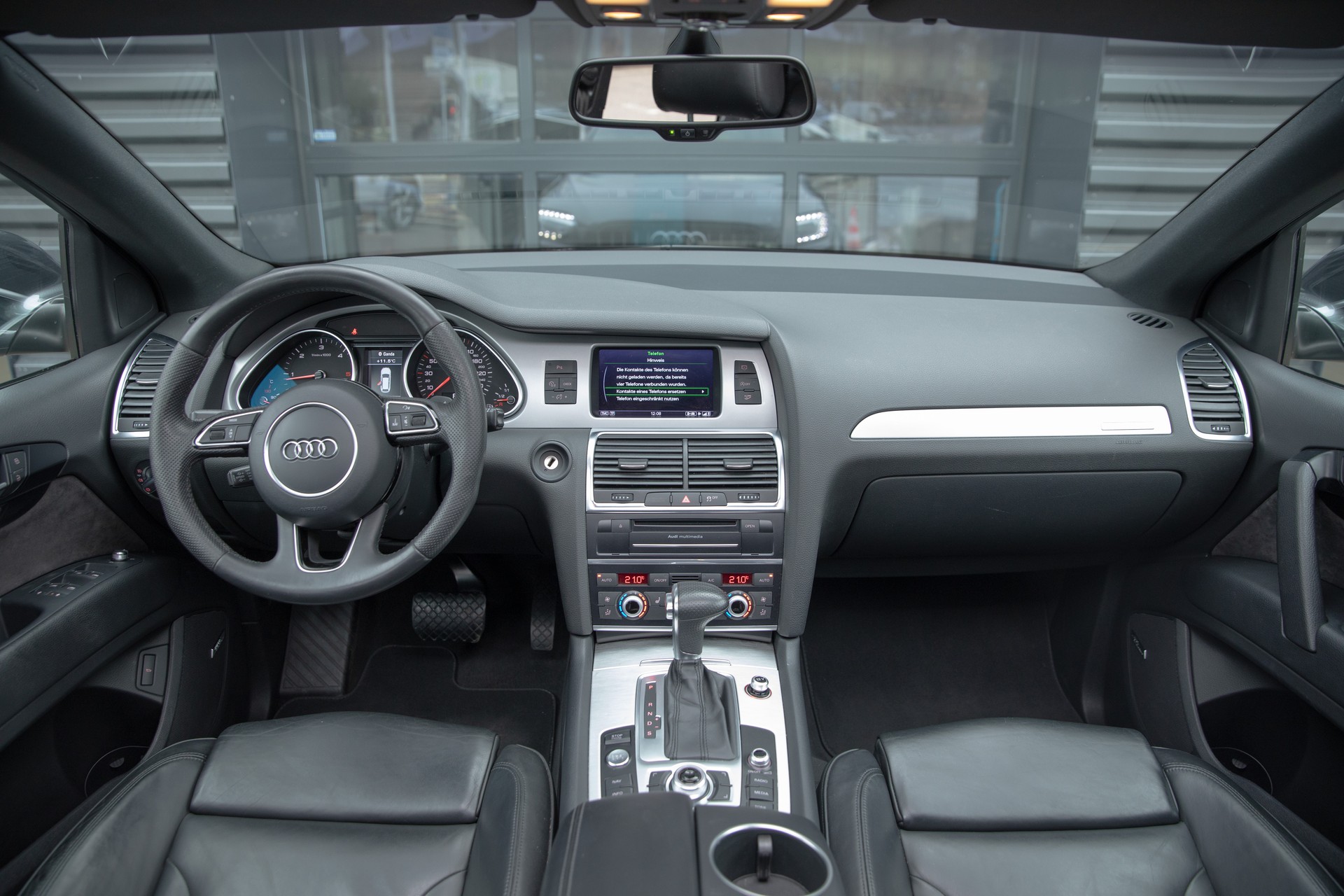 AUDI Q7 3.0 TDI quattro tiptronic-image-8