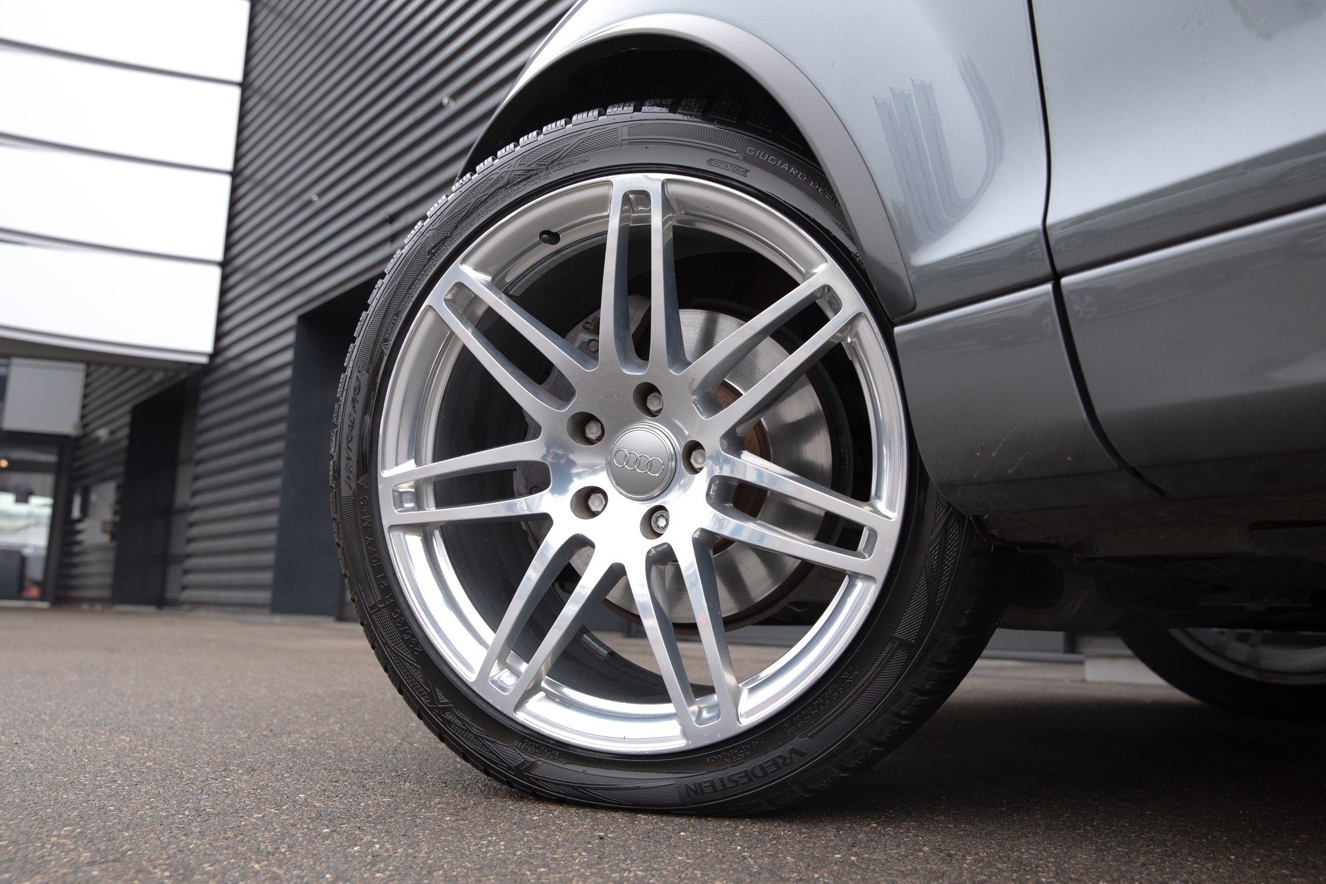 AUDI Q7 3.0 TDI quattro tiptronic-image-13