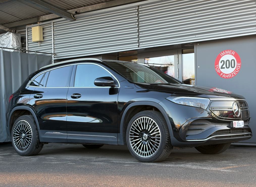 MERCEDES-BENZ EQA 300 AMG Line 4Matic-image-1