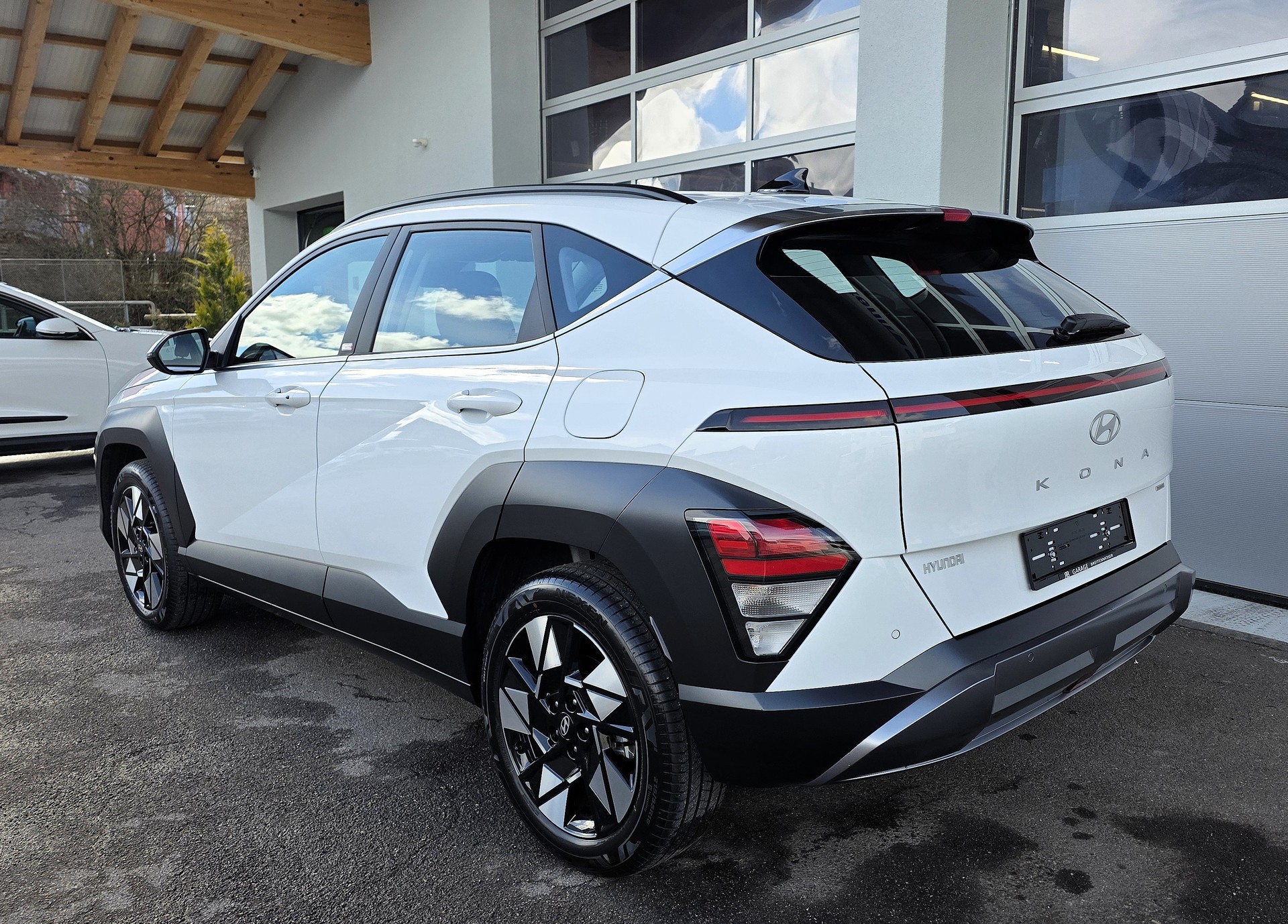 HYUNDAI Kona 1.6 GDi HEV Origo DCT-showroom-element-3