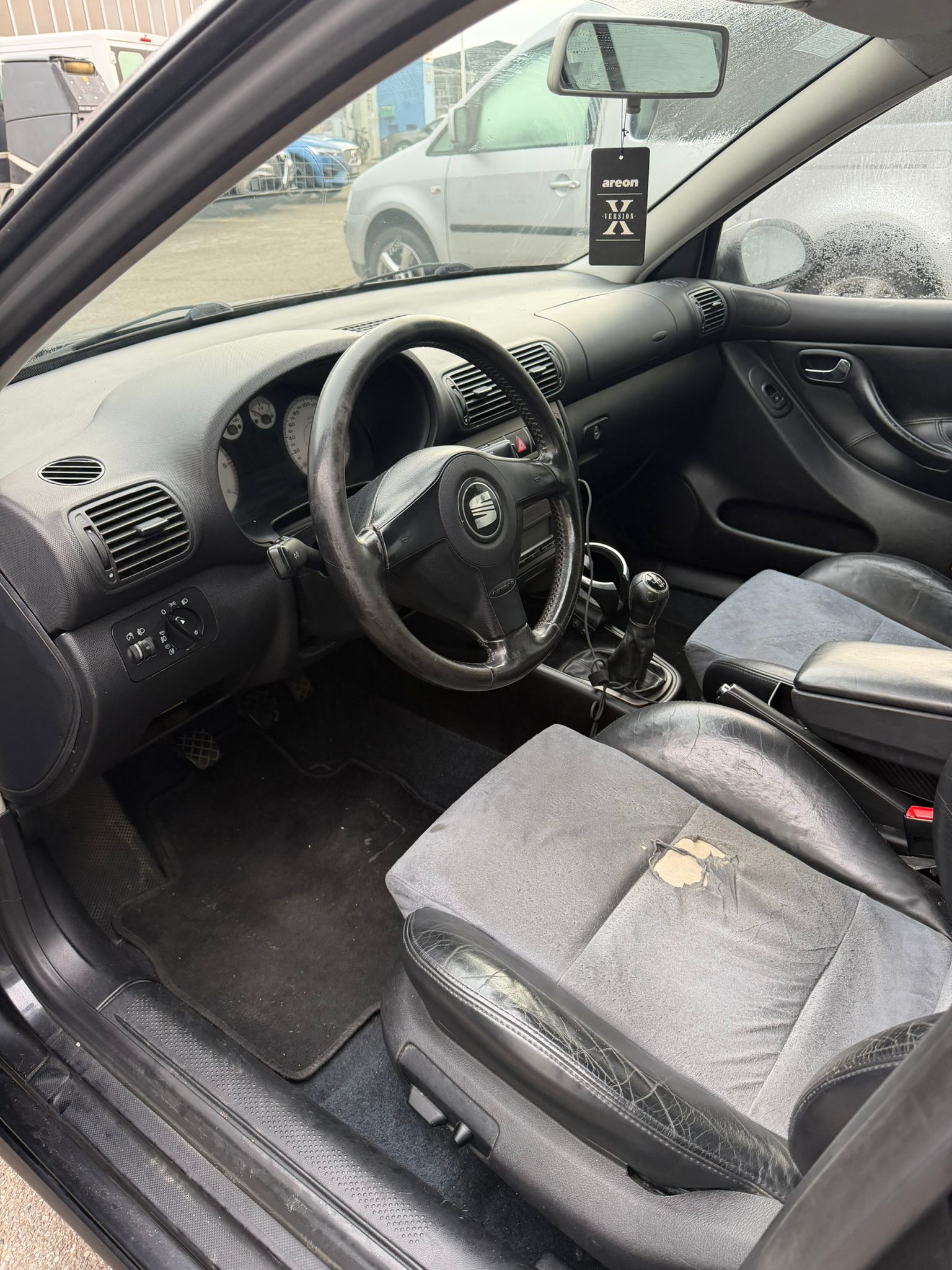 SEAT Leon 1.9 TDI Top Sport-image-4