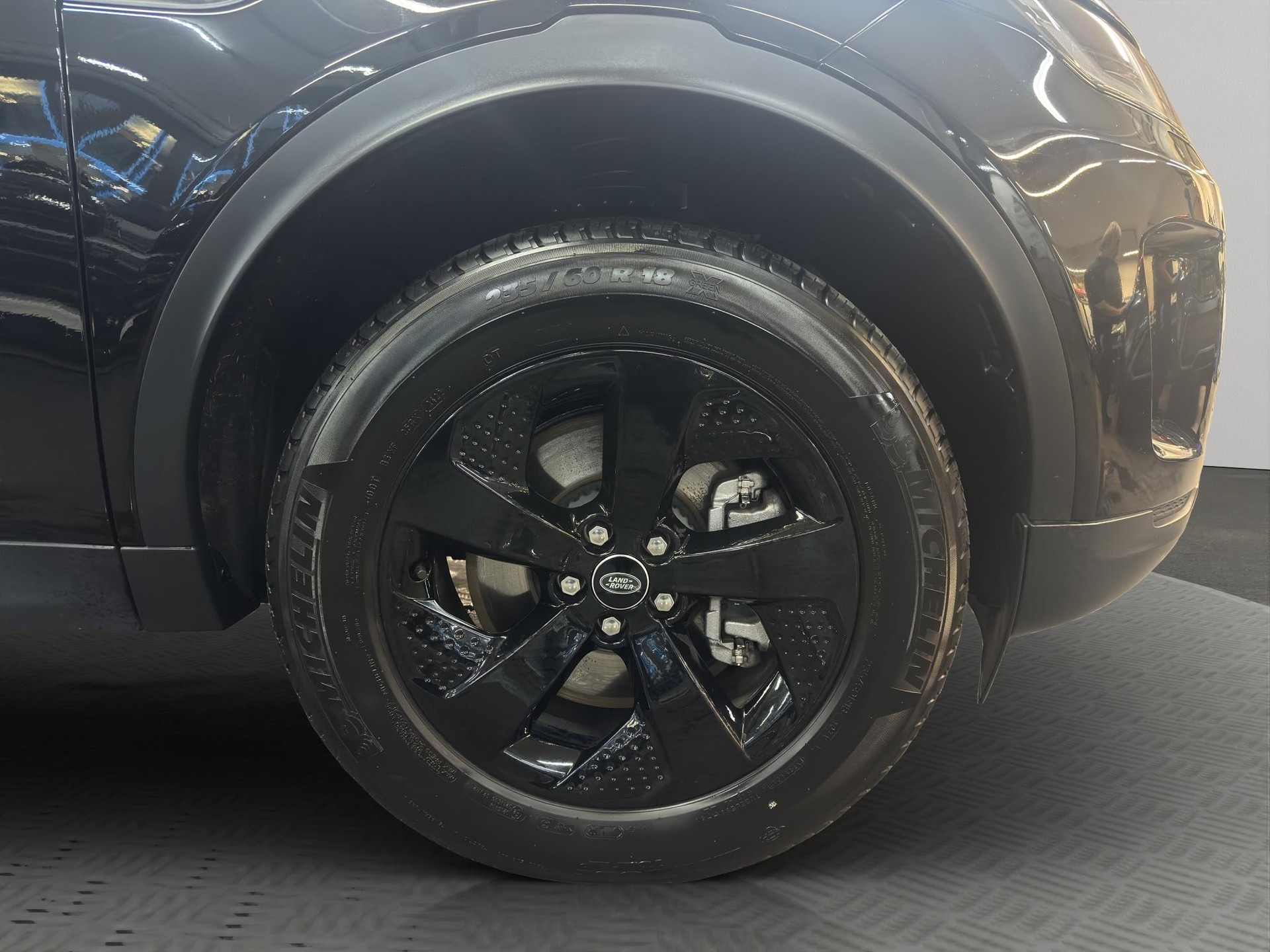 LAND ROVER Discovery Sport 2.0 SD4 200 SE-image-7
