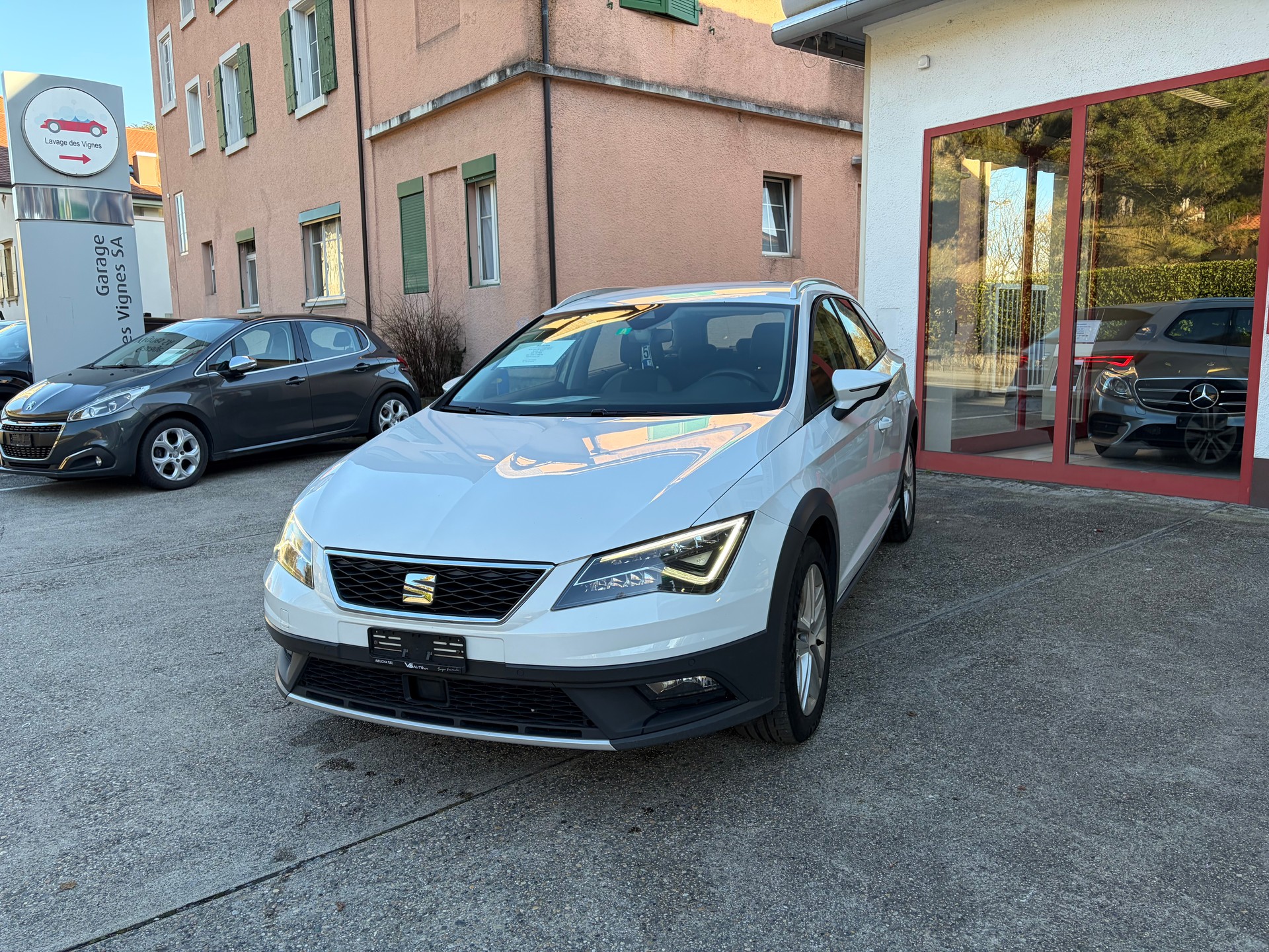 SEAT Leon ST 2.0 TDI X-Perience 4Drive DSG-image-0
