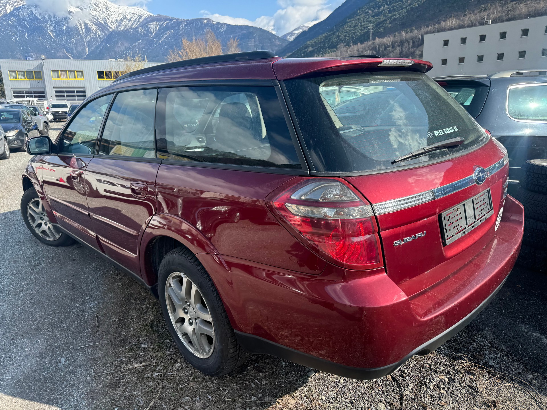 SUBARU Outback 2.0D AWD Swiss-image-1