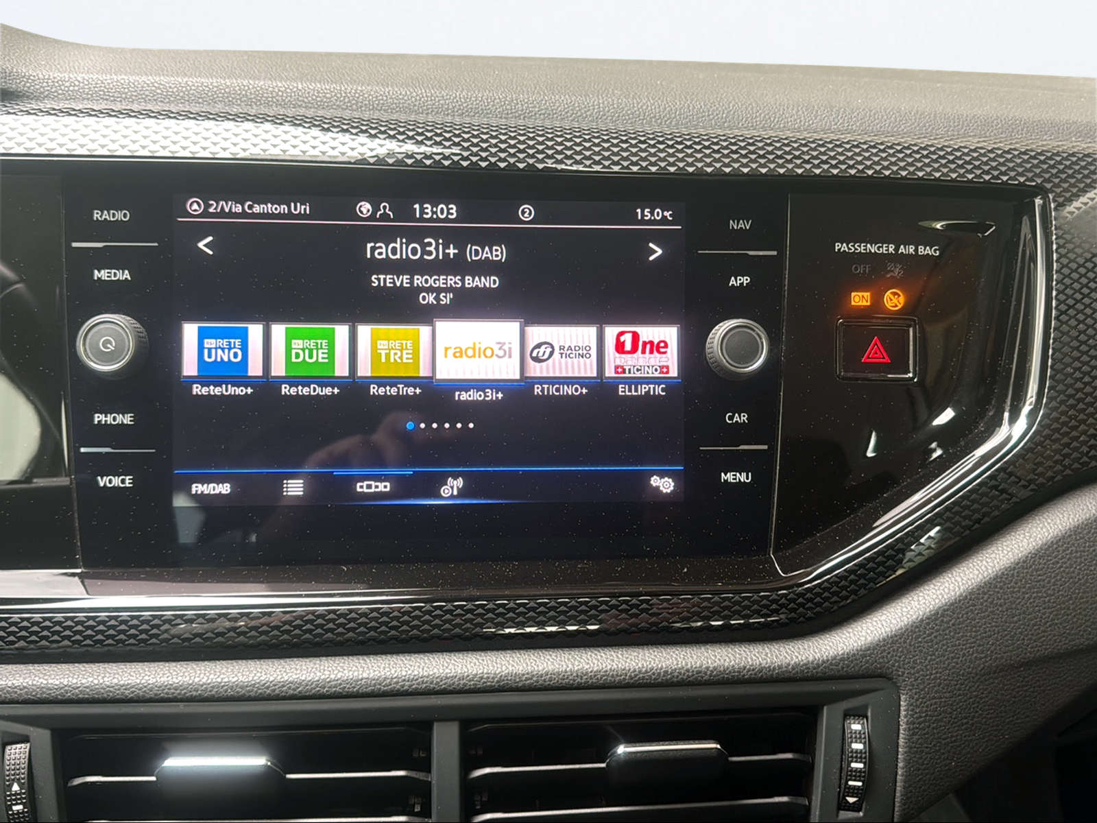 VW Taigo 1.0 TSI Life DSG-image-12