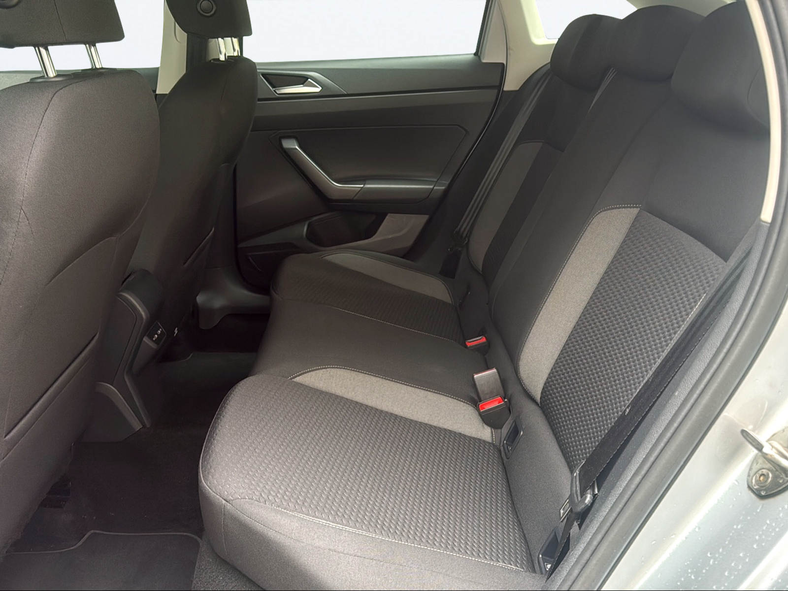 VW Taigo 1.0 TSI Life DSG-image-13