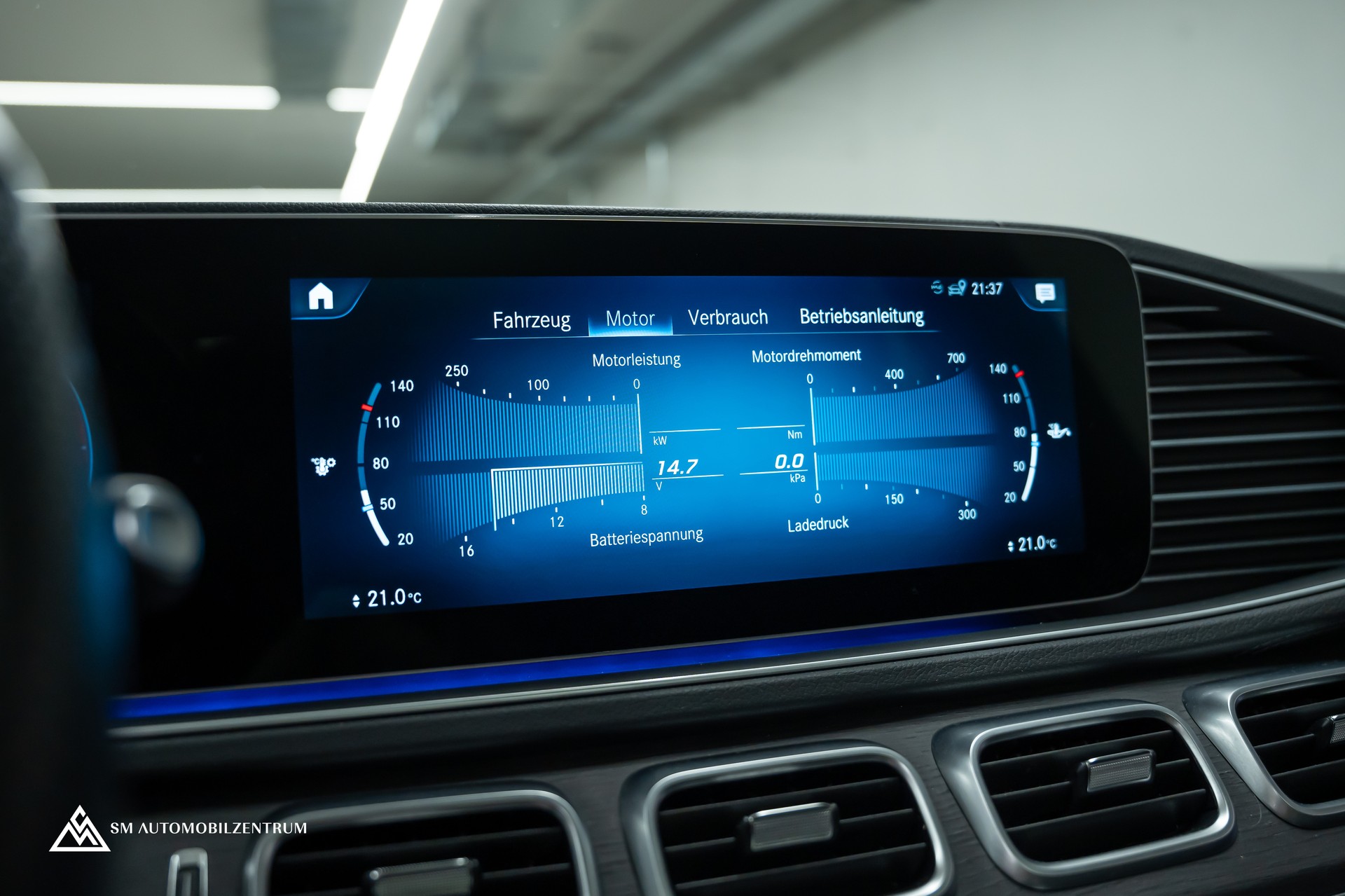 MERCEDES-BENZ GLE 350 d AMG Line 4matic / Head-Up / Panorama / Burmester-image-40