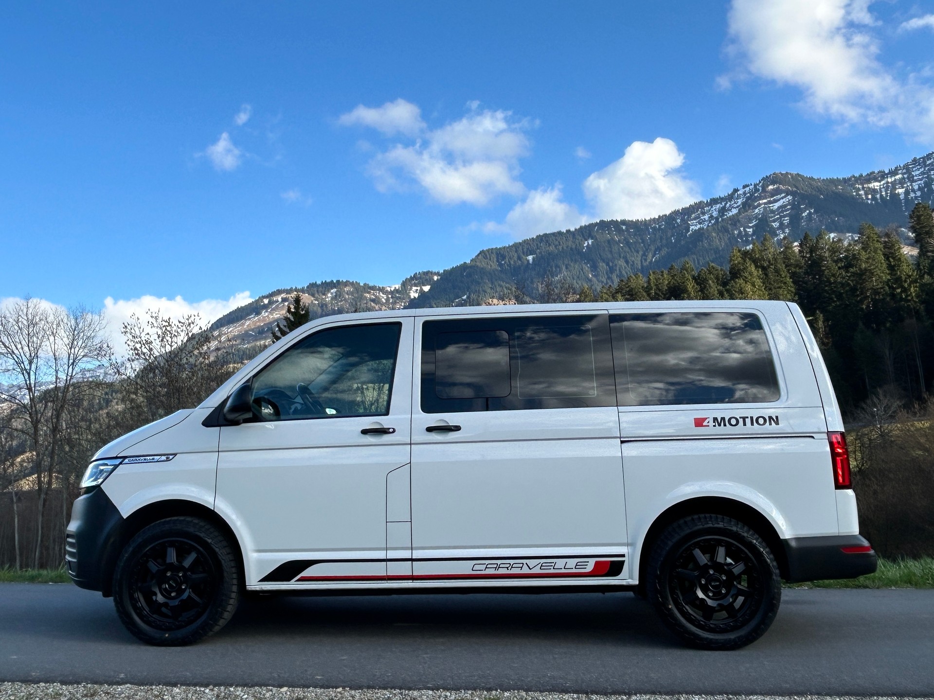 VW T6.1 Caravelle 2.0 TDI Trendline 4Motion-image-3