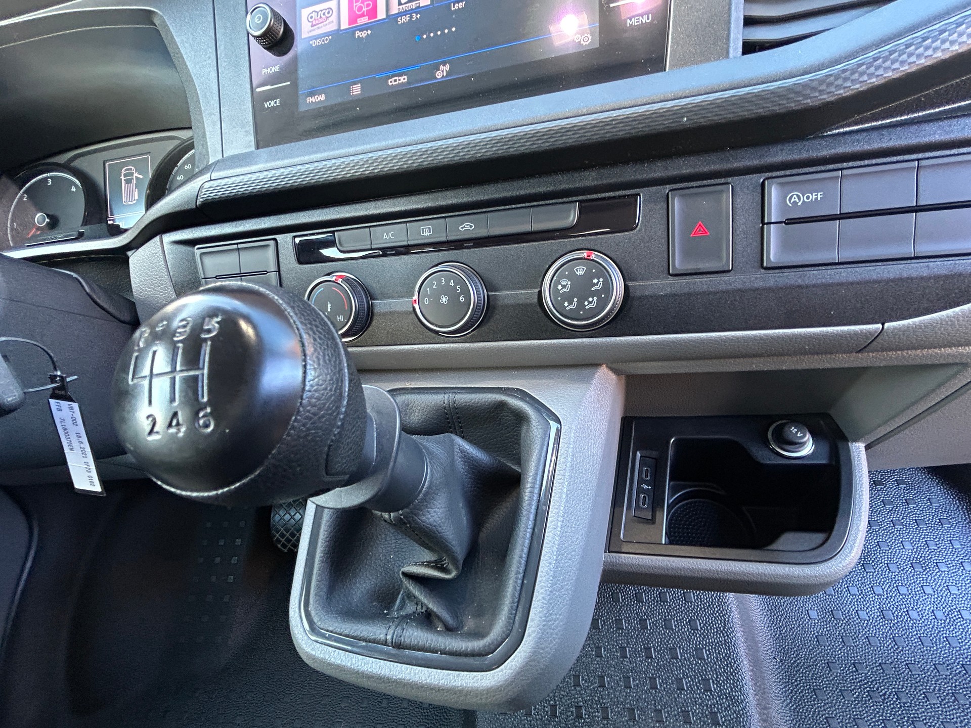 VW T6.1 Caravelle 2.0 TDI Trendline 4Motion-image-10