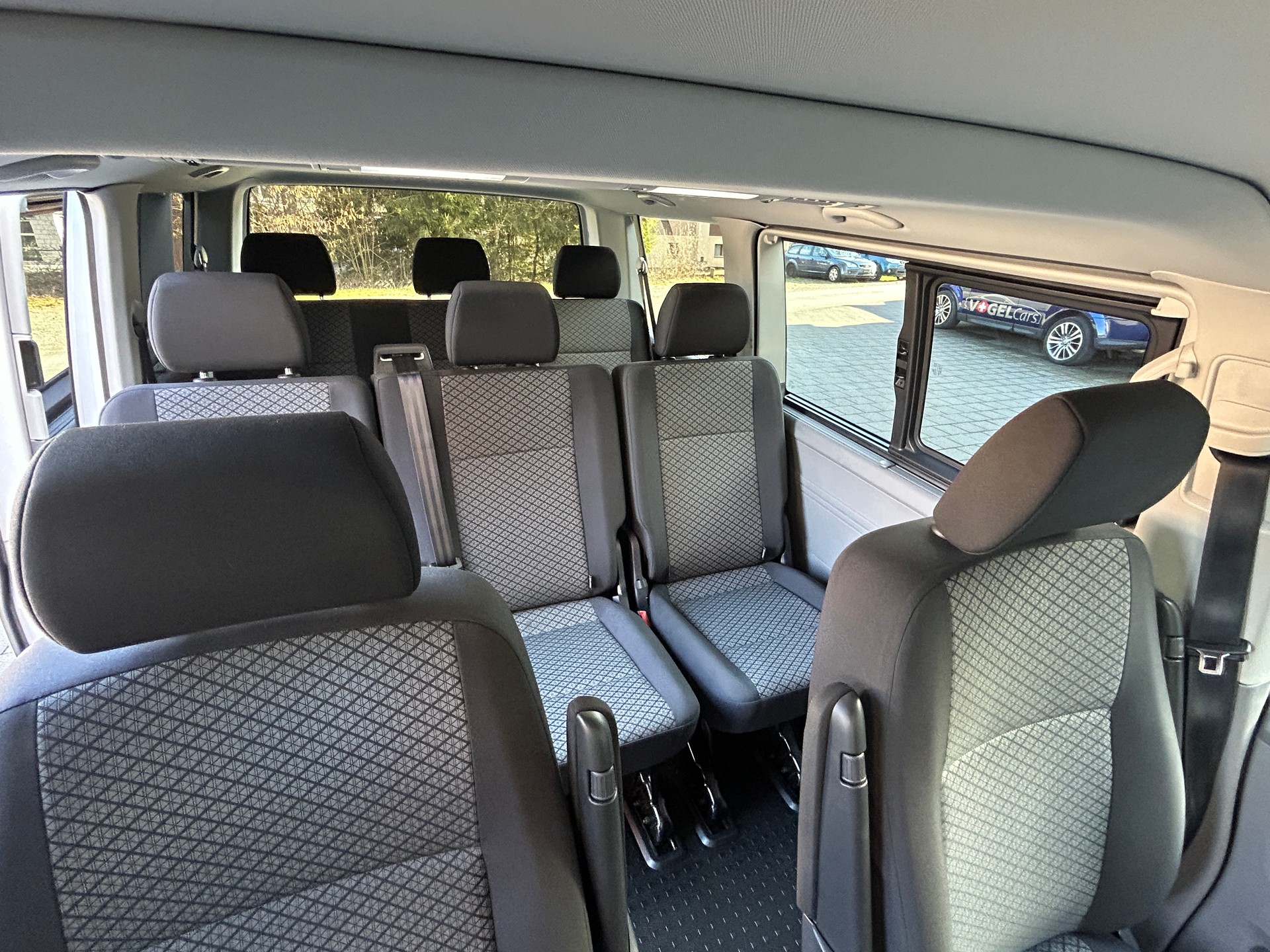 VW T6.1 Caravelle 2.0 TDI Trendline 4Motion-image-13