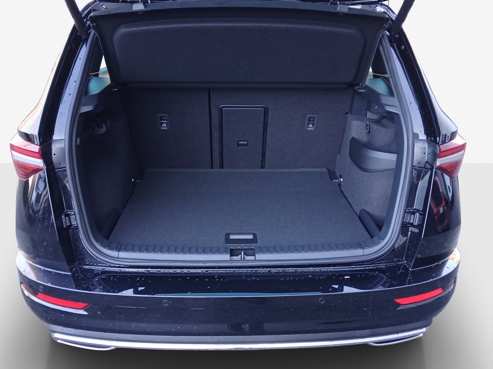 SKODA Karoq 2.0 TSI SportLine 4x4 DSG-image-12