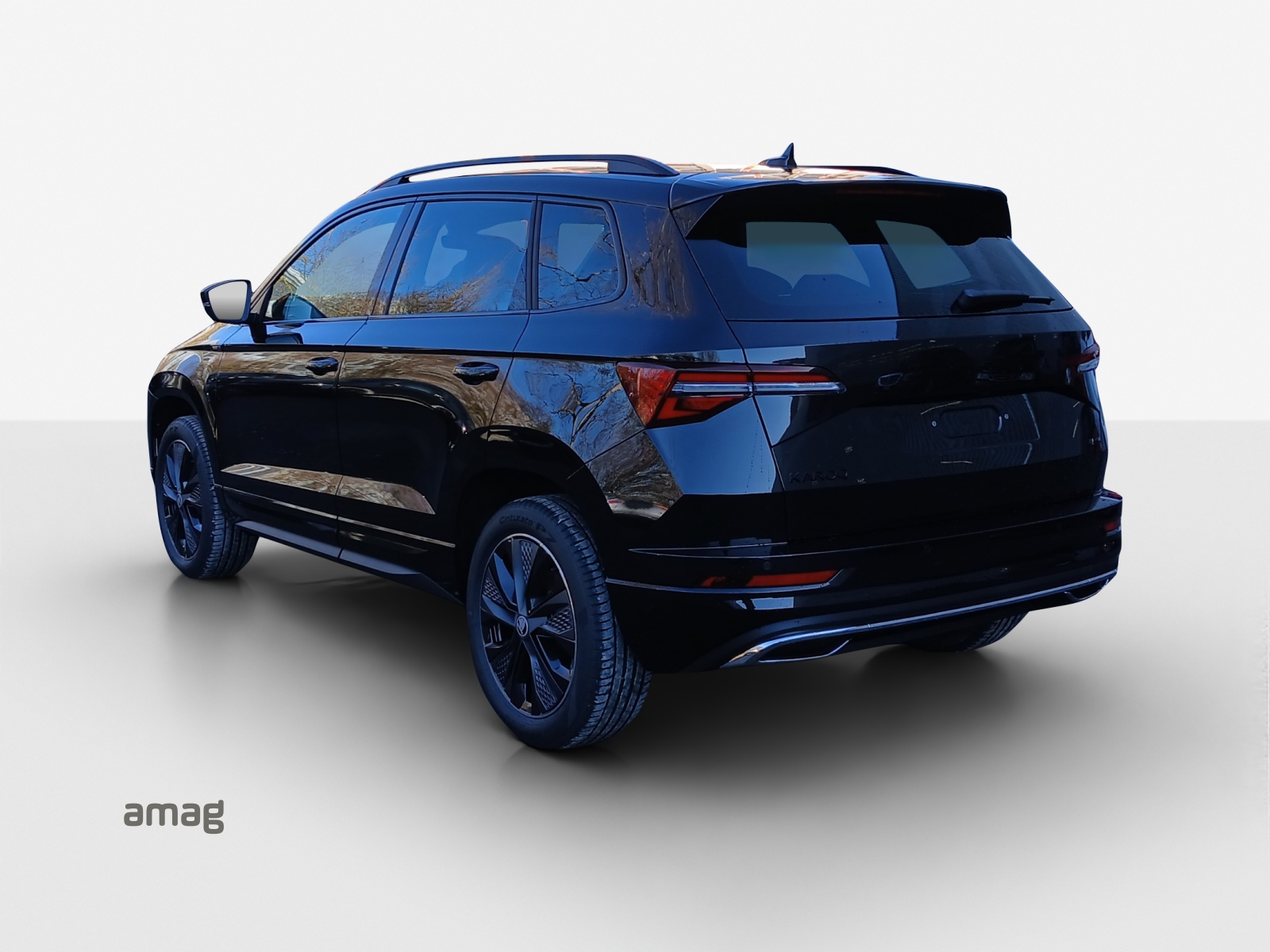 SKODA Karoq 2.0 TSI SportLine 4x4 DSG-image-2