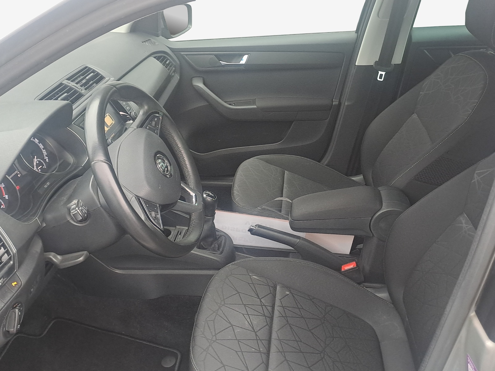 SKODA Fabia 1.0 TSI Ambition-image-7