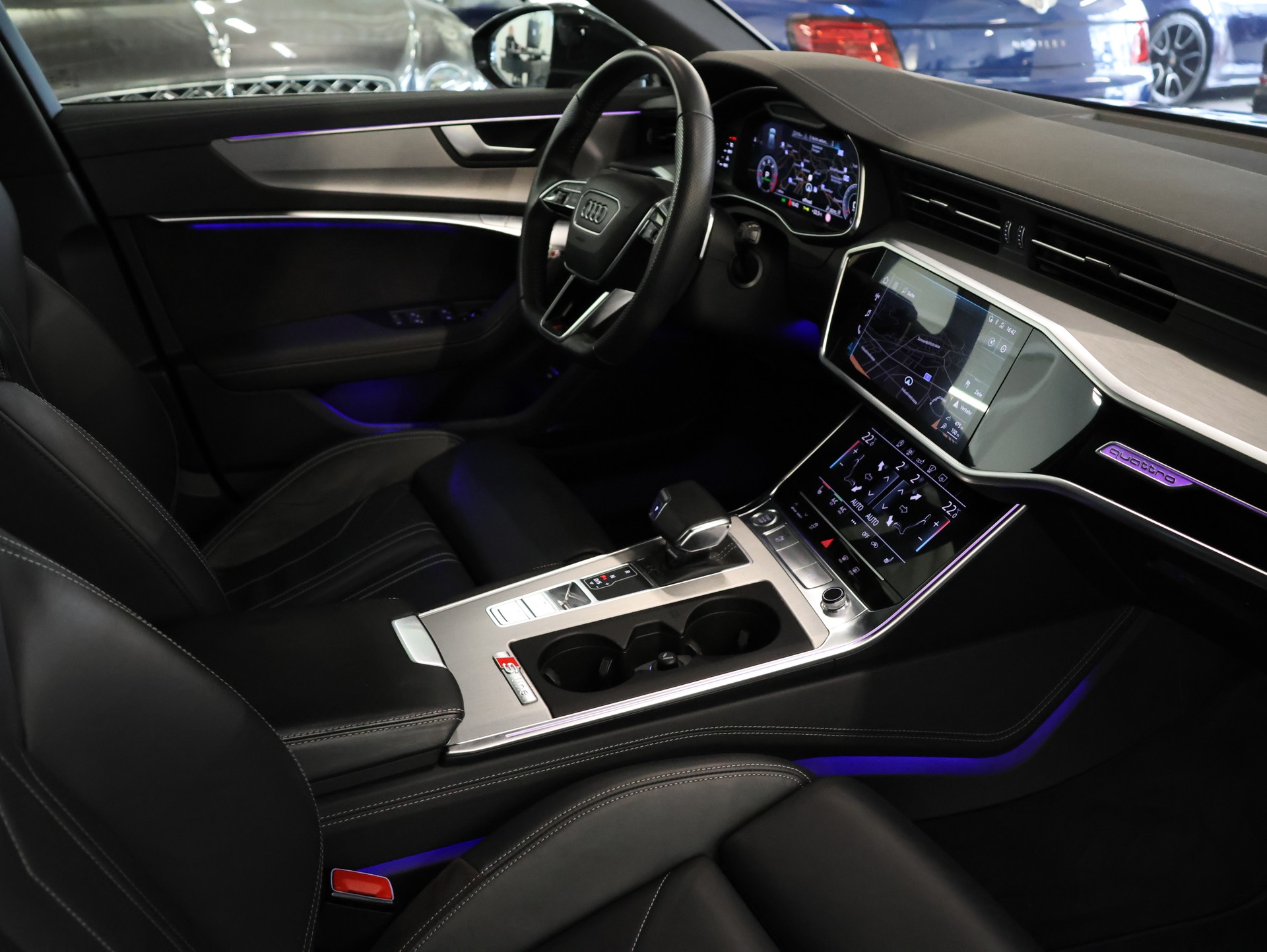 AUDI A6 Avant 50 TDI Sport quattro tiptronic *S-Line* *Top Ausstattung* *Panoramadach*-image-27