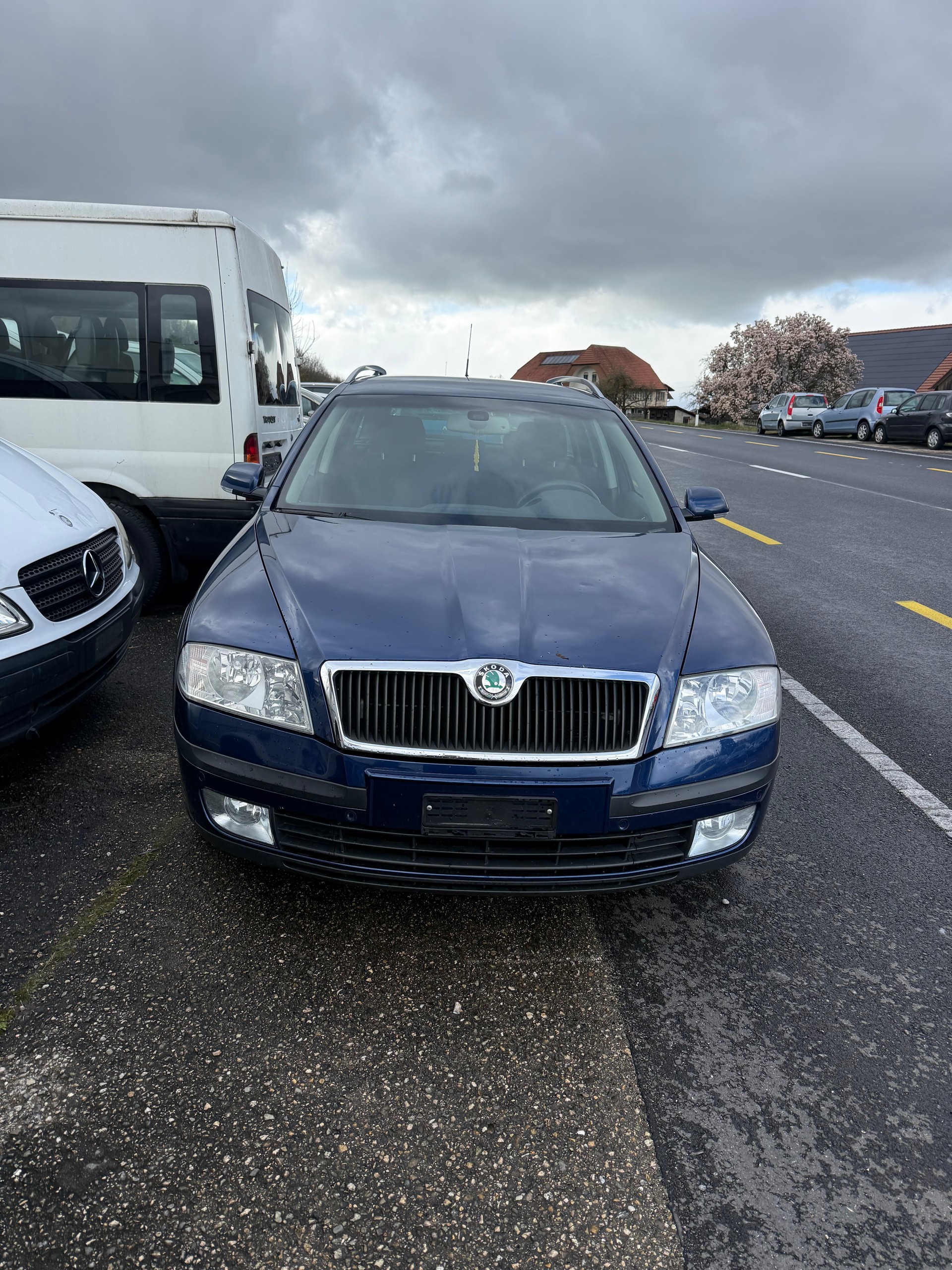 SKODA Octavia 2.0 TDI Adventure 4x4-image-0