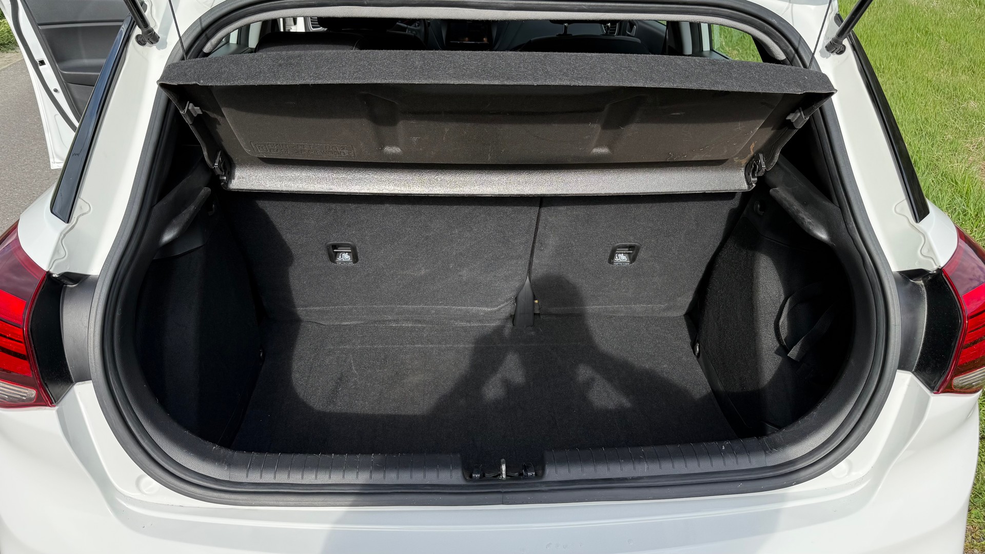 HYUNDAI i20 1.0 T-GDi Amplia-image-8