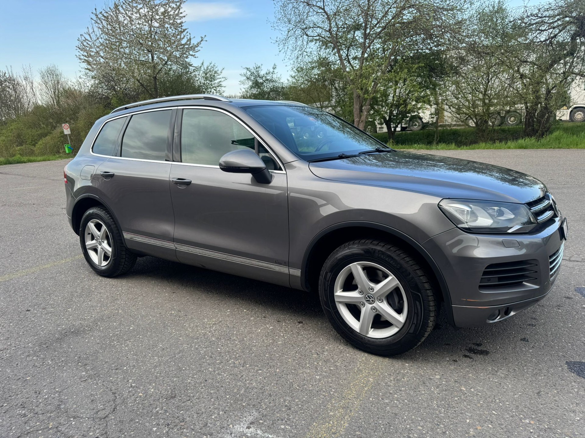 VW Touareg 3.0 TDI BlueMotion Technology Tiptronic-image-1