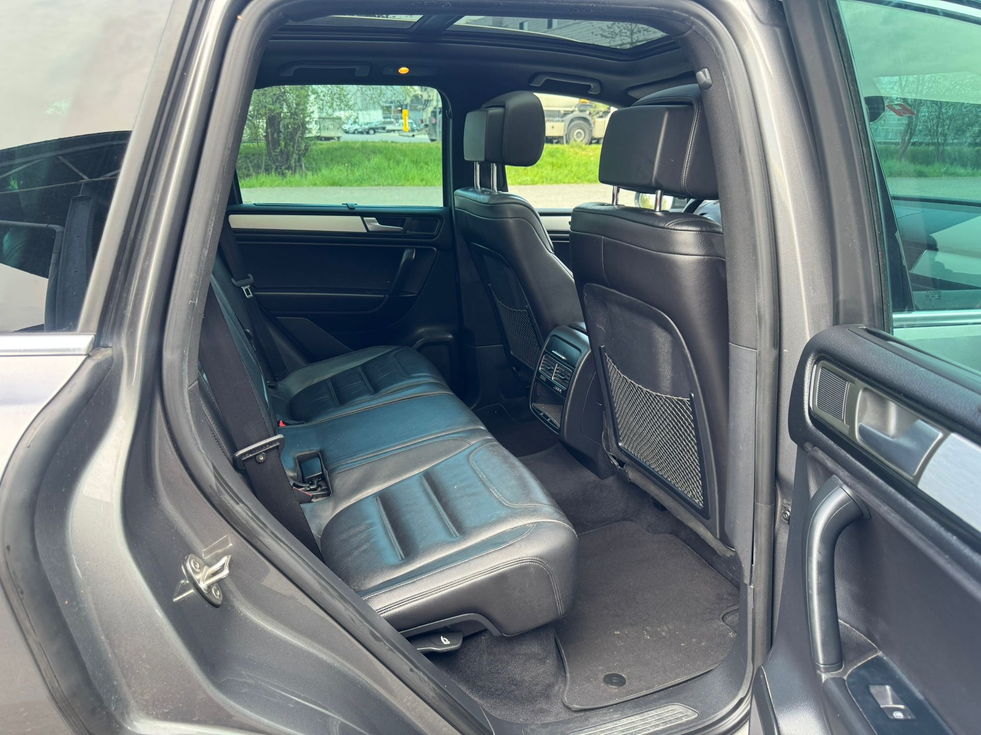 VW Touareg 3.0 TDI BlueMotion Technology Tiptronic-image-13