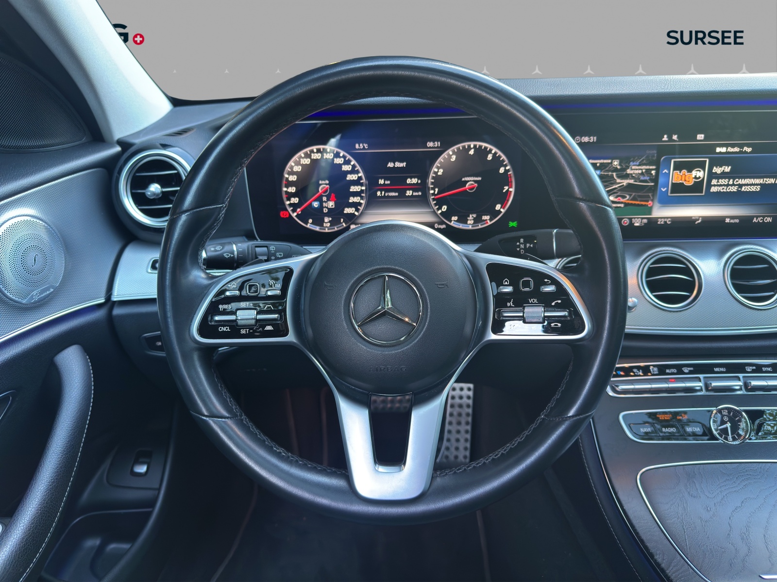MERCEDES-BENZ E 200 Avantgarde 4 Matic 9G-Tronic-image-9