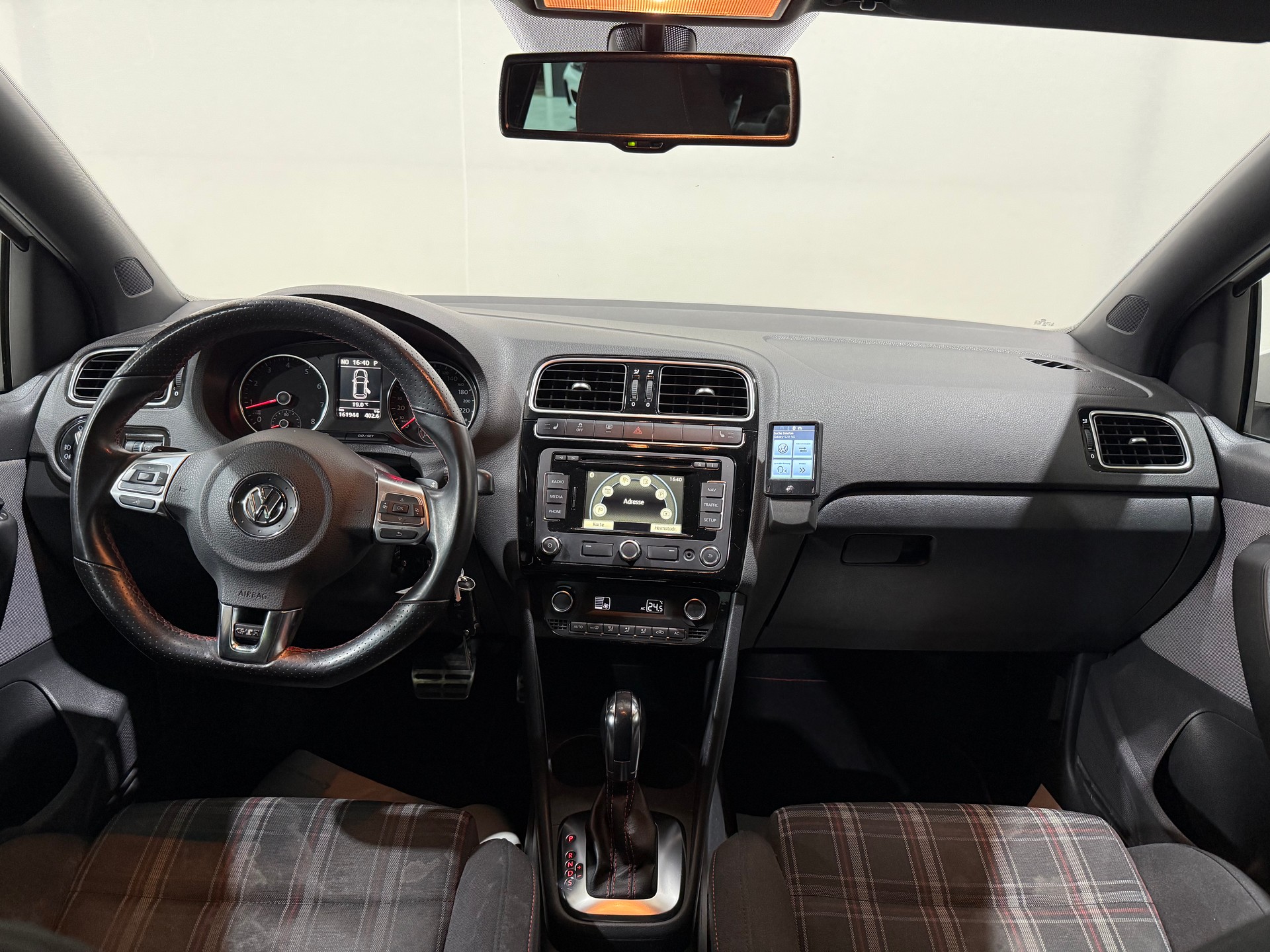 VW Polo 1.4 TSI GTI DSG-image-11