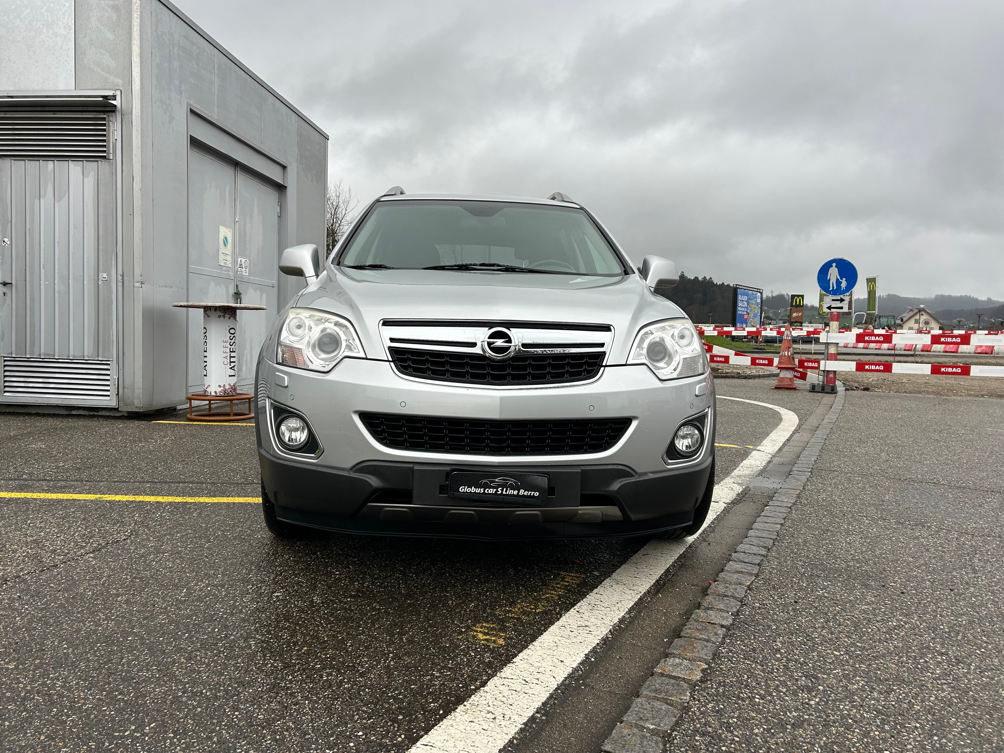 Car photo