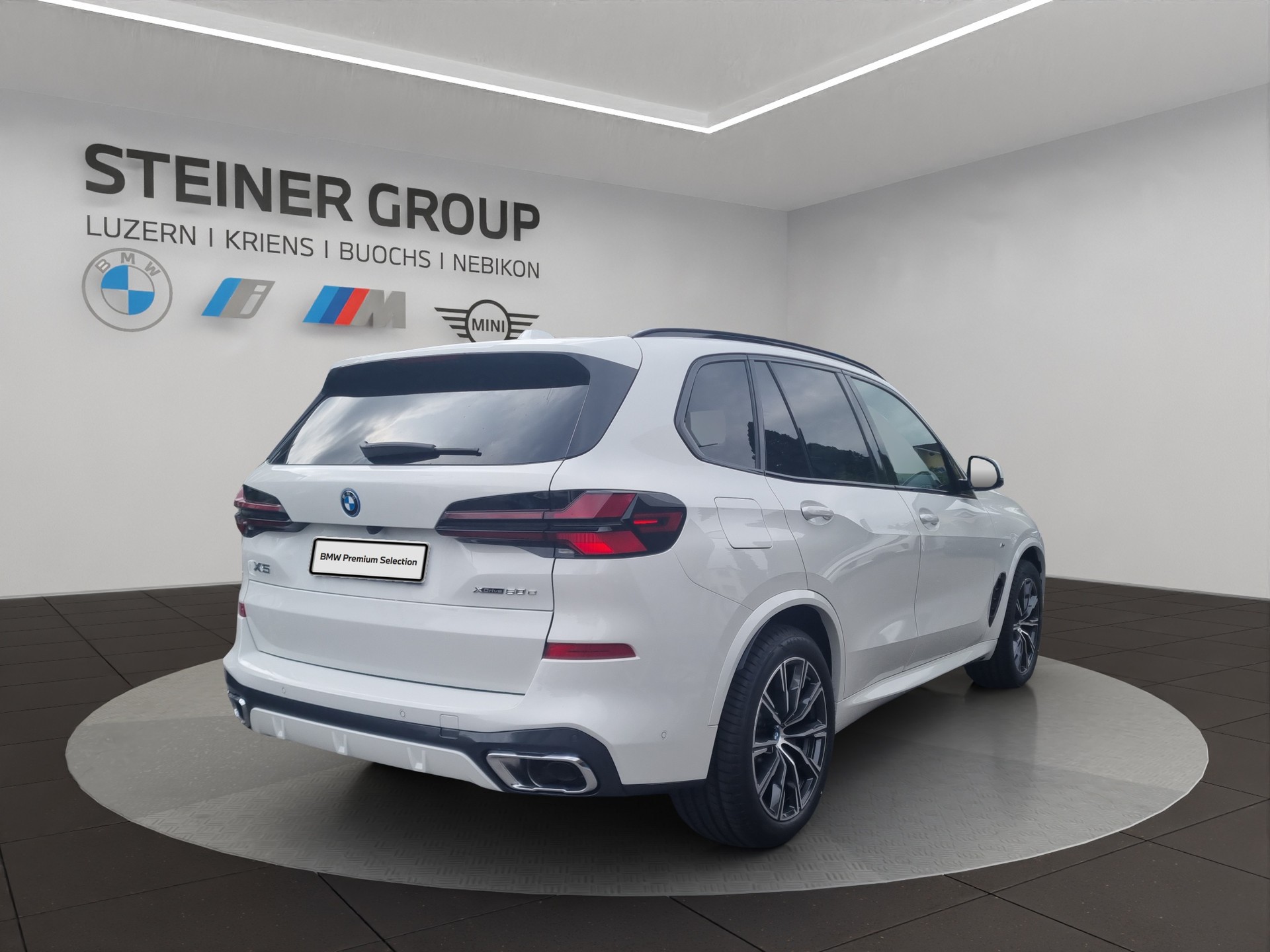 BMW X5 xDrive 50e M Sport Steptronic-image-5
