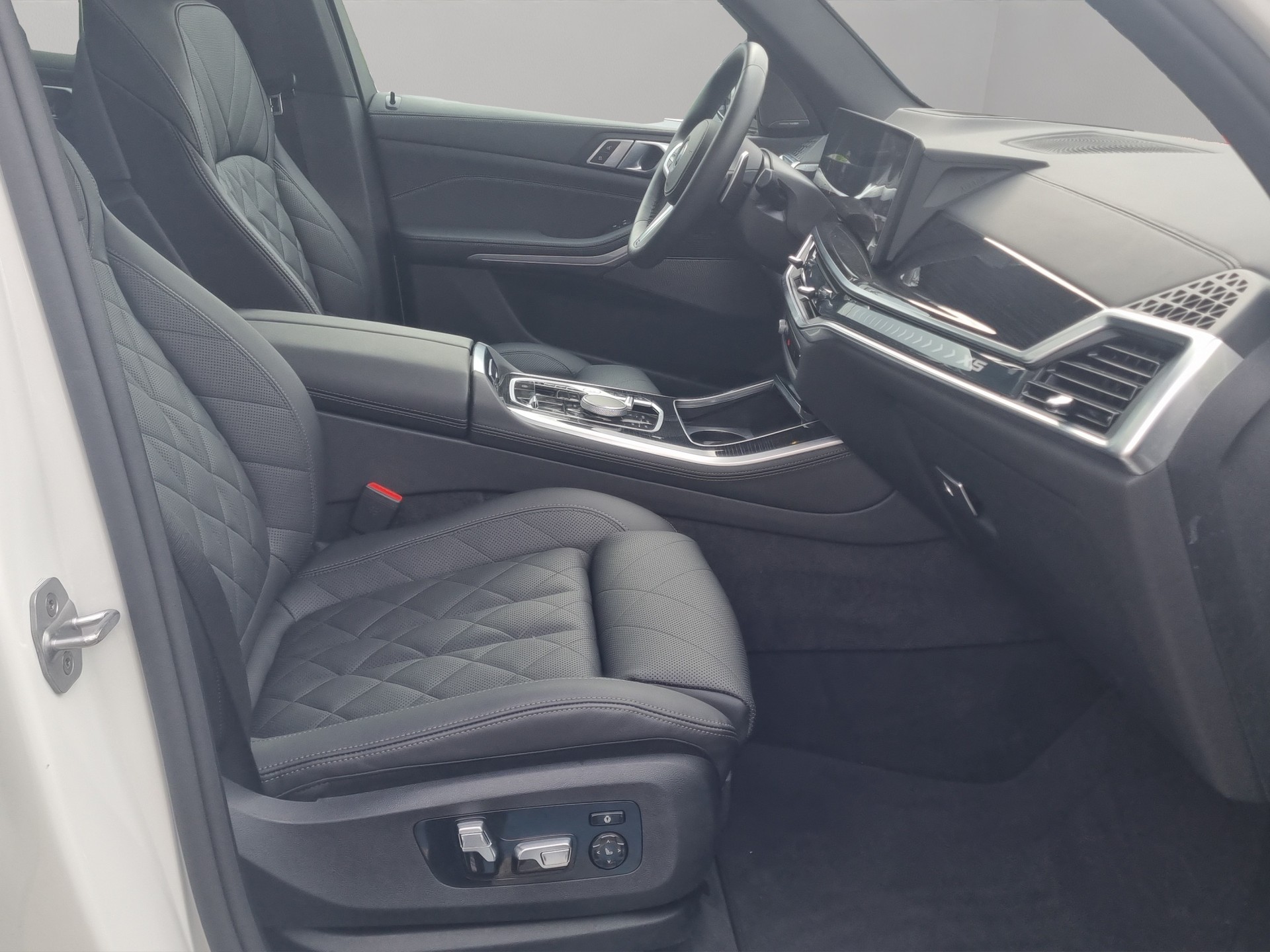 BMW X5 xDrive 50e M Sport Steptronic-image-21