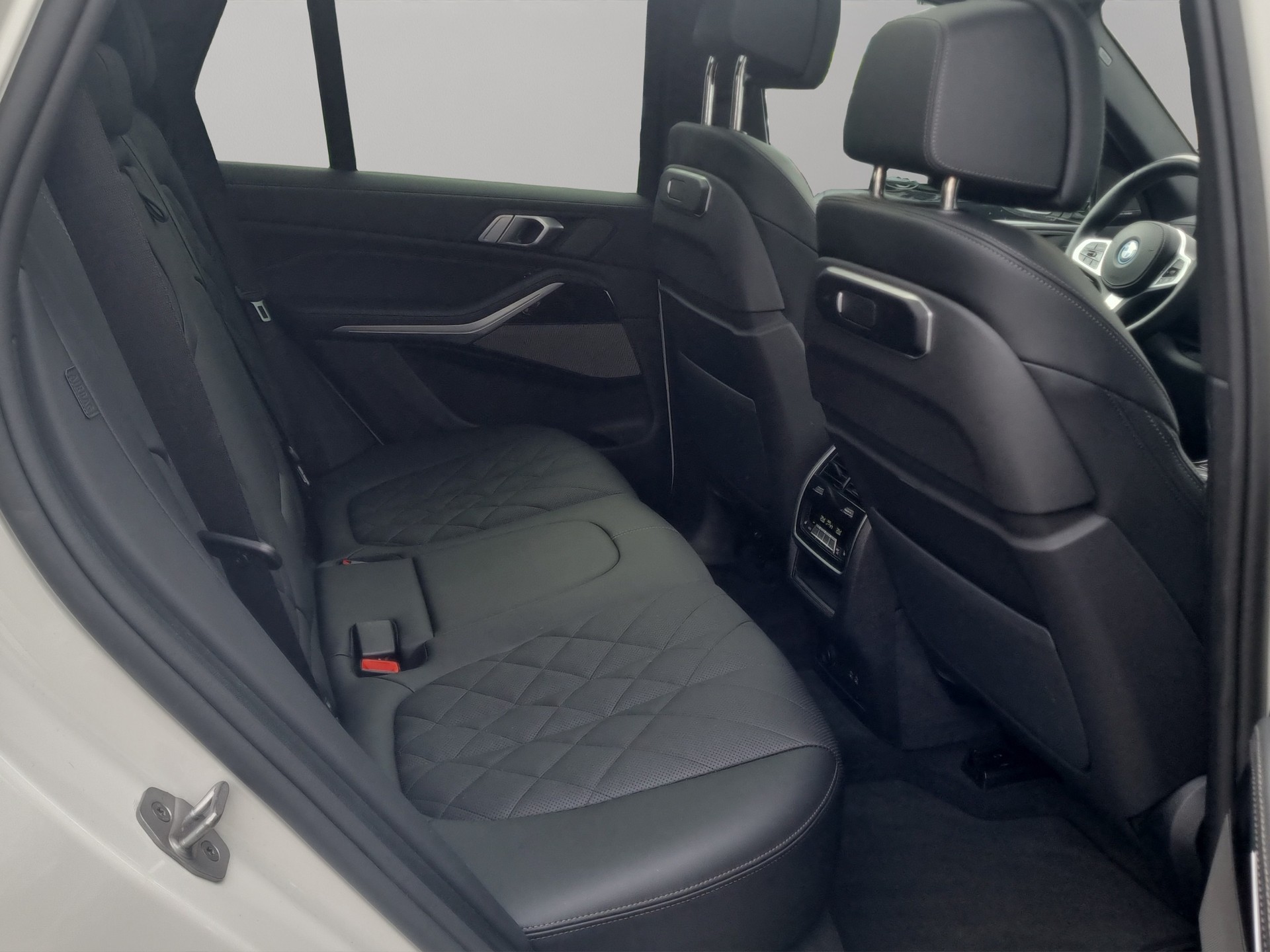 BMW X5 xDrive 50e M Sport Steptronic-image-22