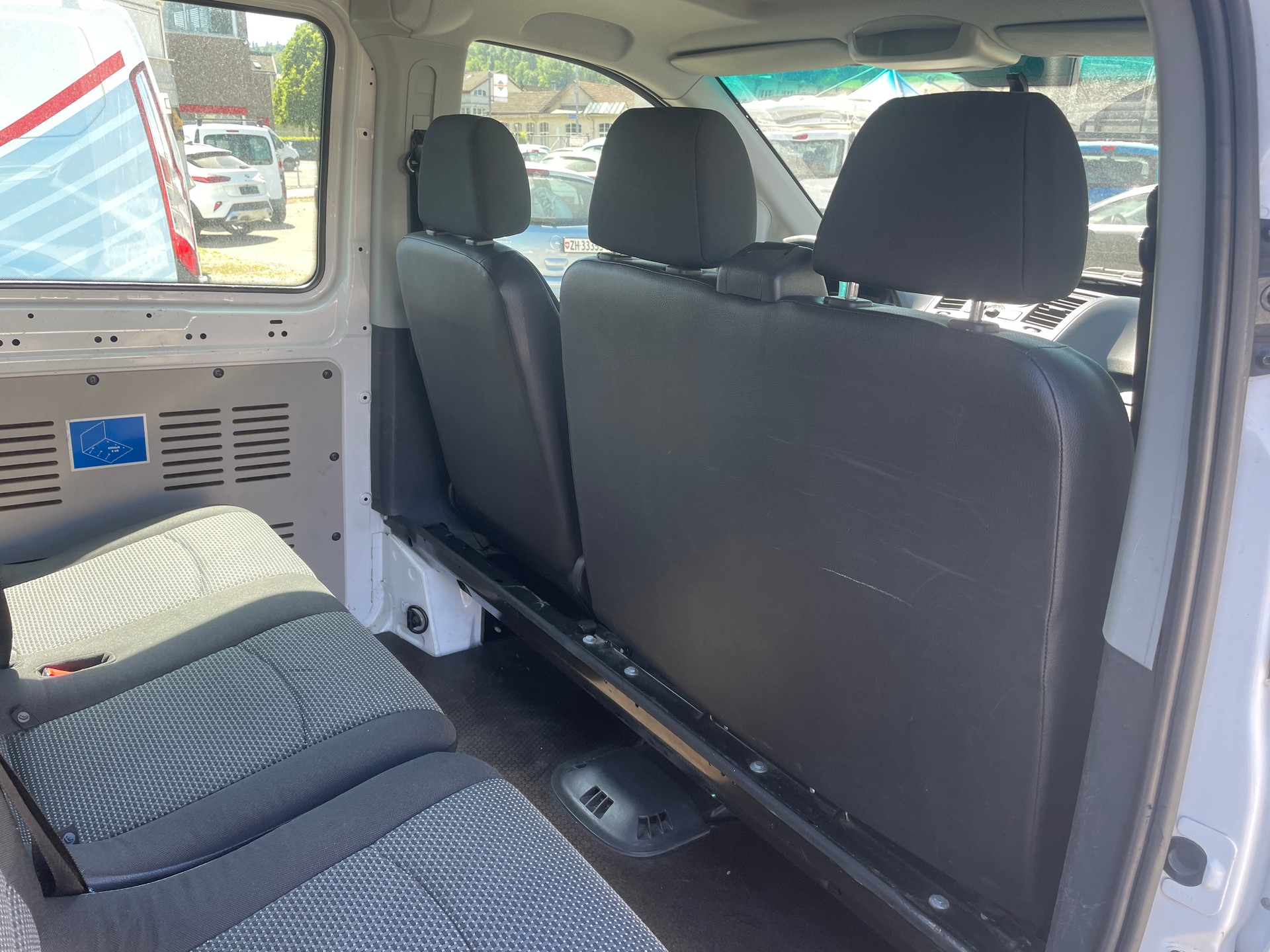 MERCEDES-BENZ Vito 113 CDI Mixto L A-image-9