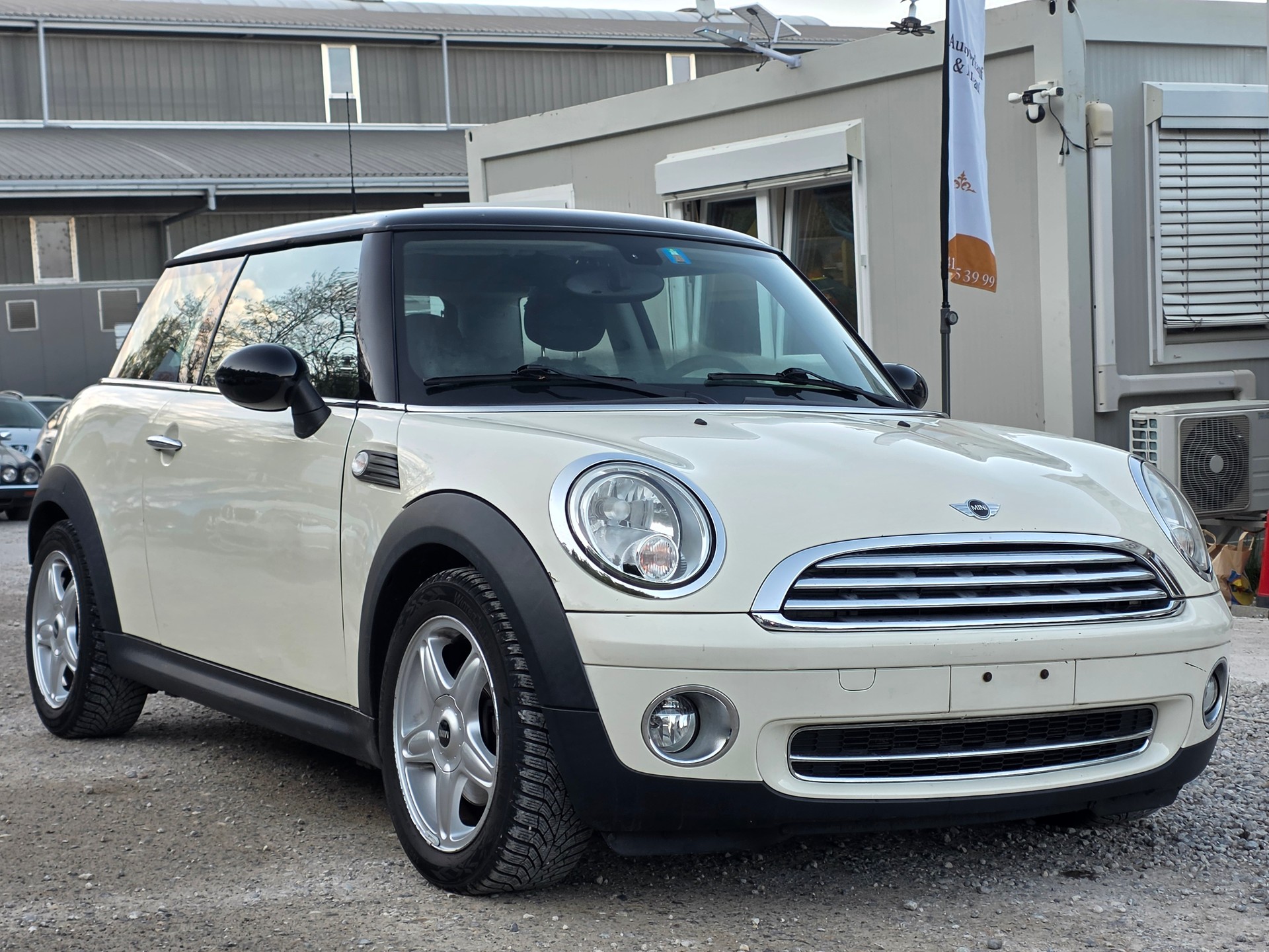 MINI Cooper *** Frisch ab MFK / Frisch ab Service / 6 MT Garantie / Gratis Lieferung ***-image-6
