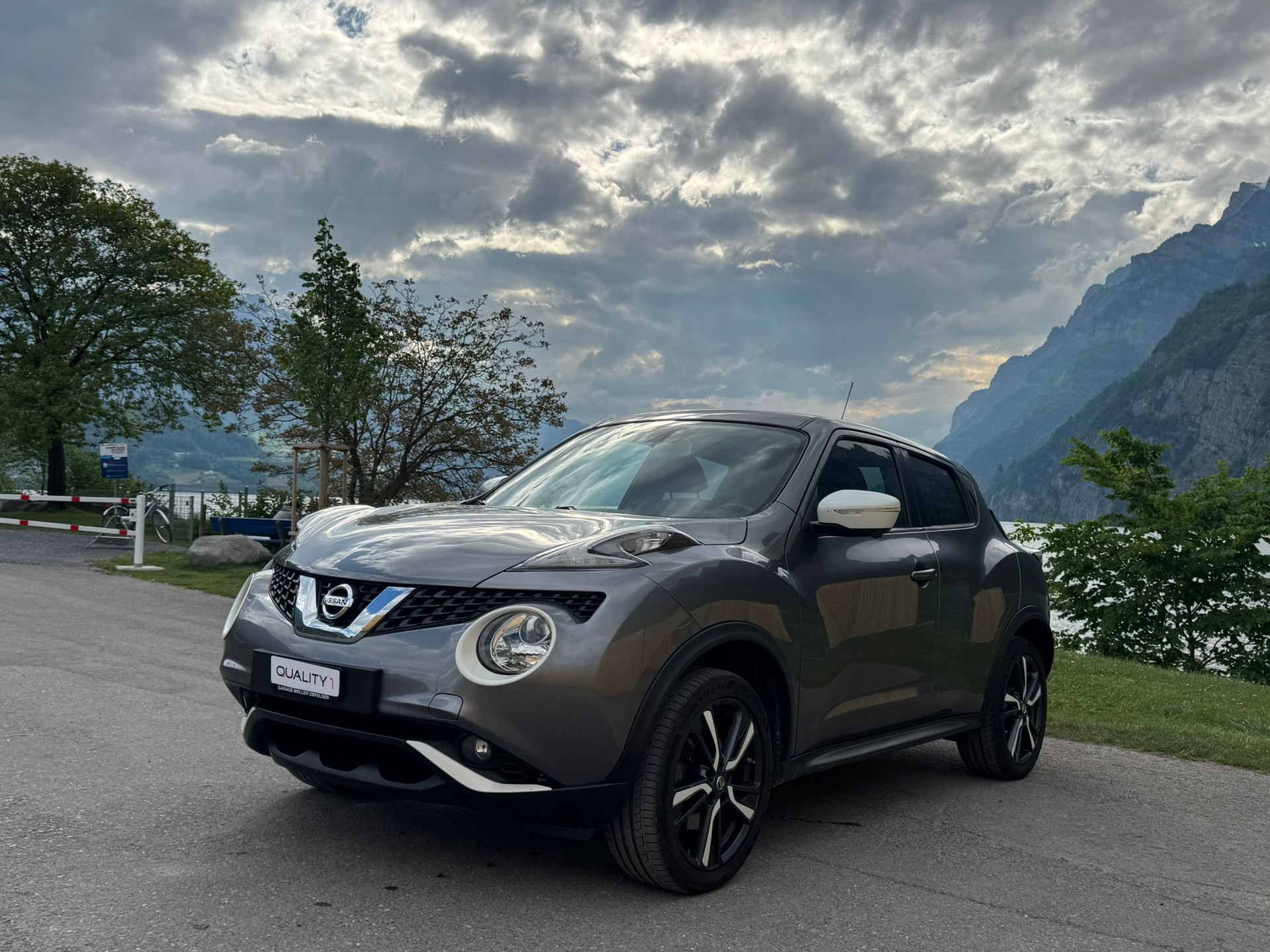 NISSAN Juke 1.6 DIG-T tekna-showroom-element-1