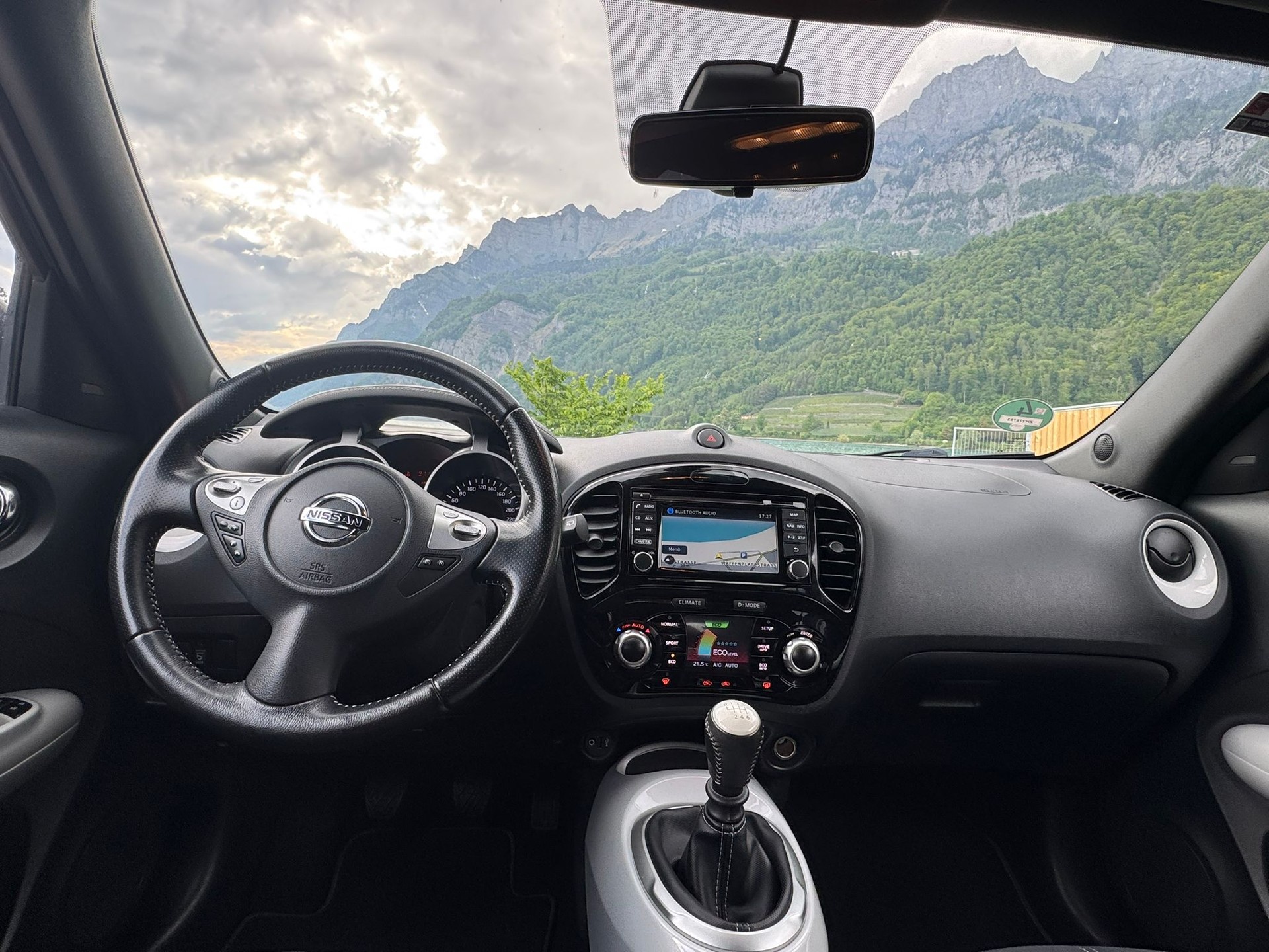 NISSAN Juke 1.6 DIG-T tekna-image-17