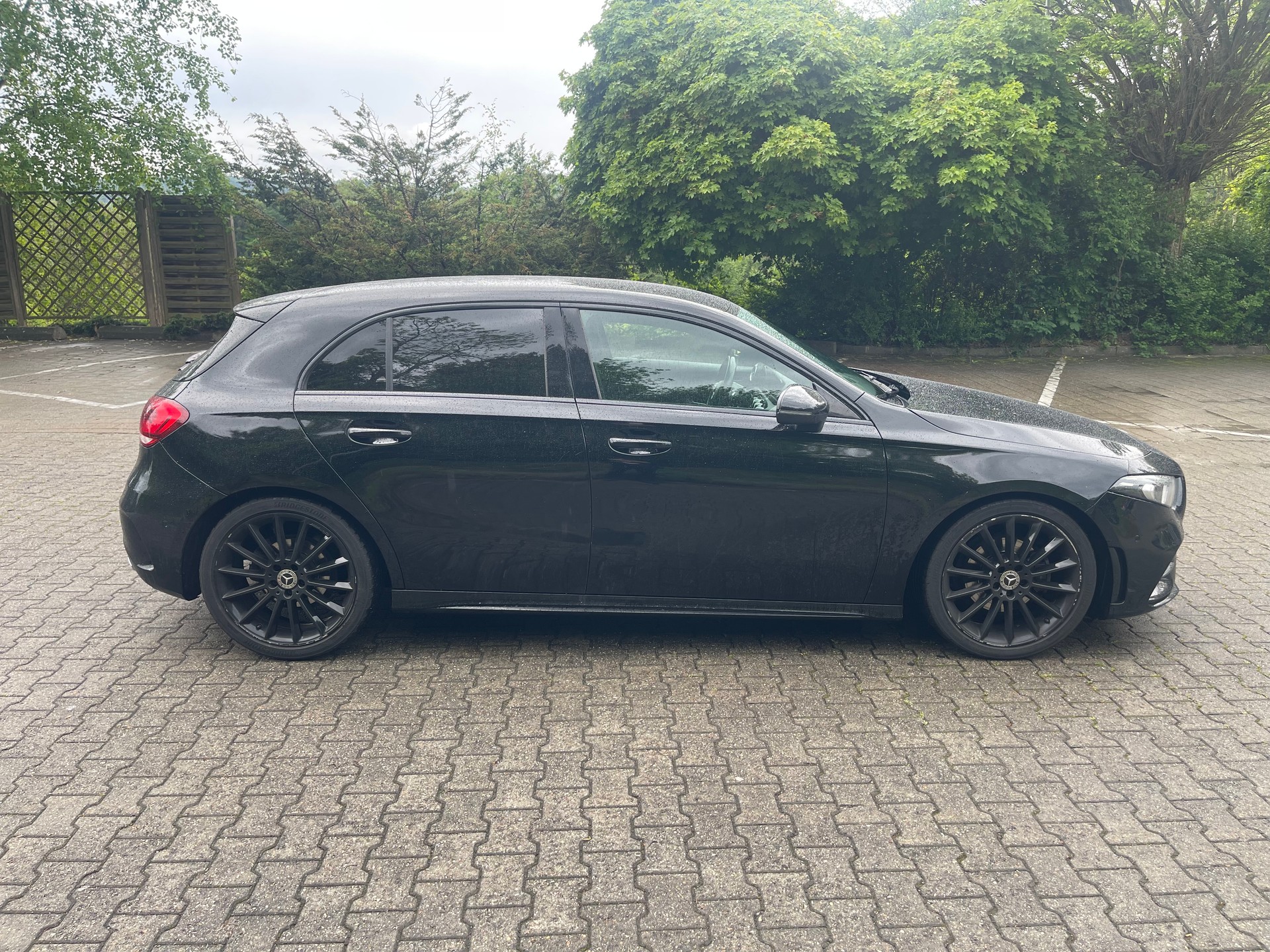 MERCEDES-BENZ A 180 AMG Line 7G-DCT-image-7